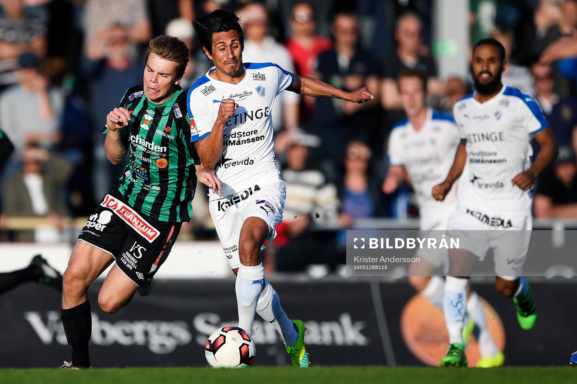 Varbergs Elias Andersson och Halmstads Antonio Rojas
