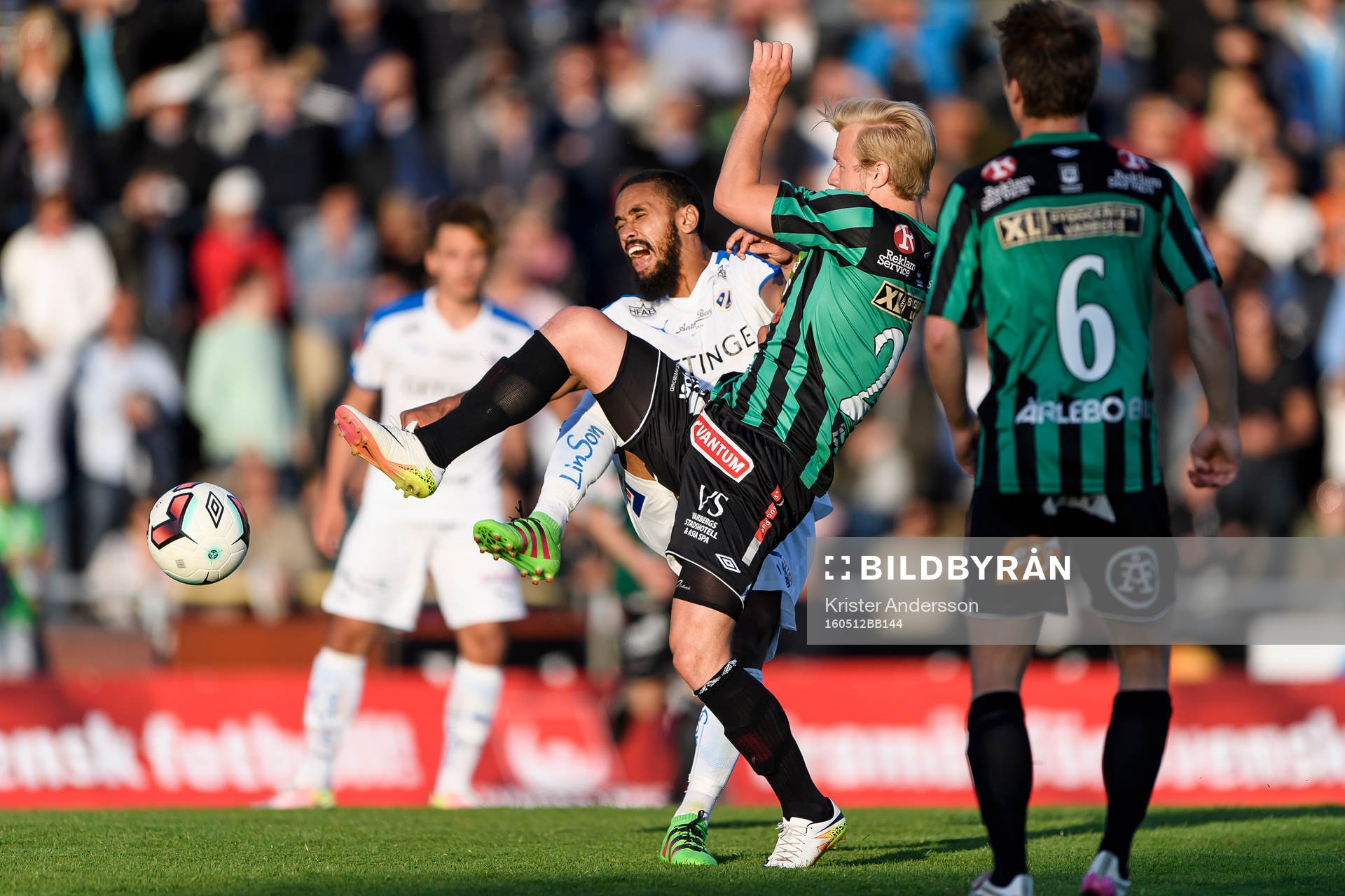 Halmstads Junes Barny och Varbergs Sebastian Crona