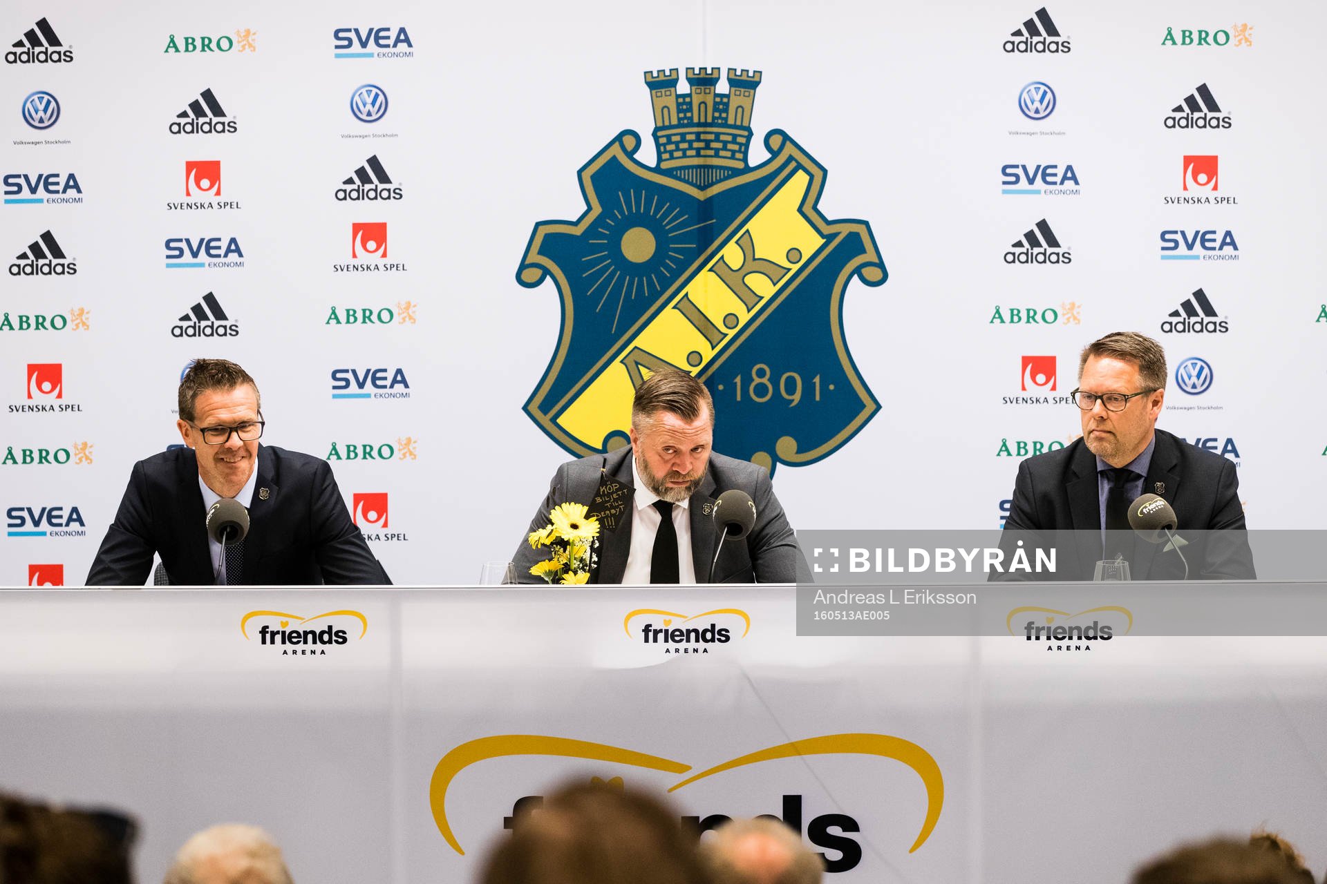 s tränare Rikard Norling, sportchef Björn Wesström och