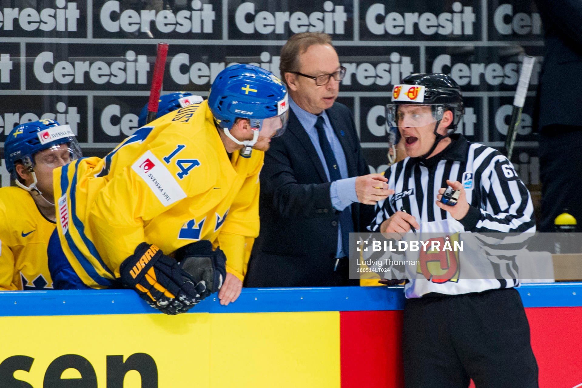 Sveriges förbundskapten Pär Mårts och Gustav Nyquist i