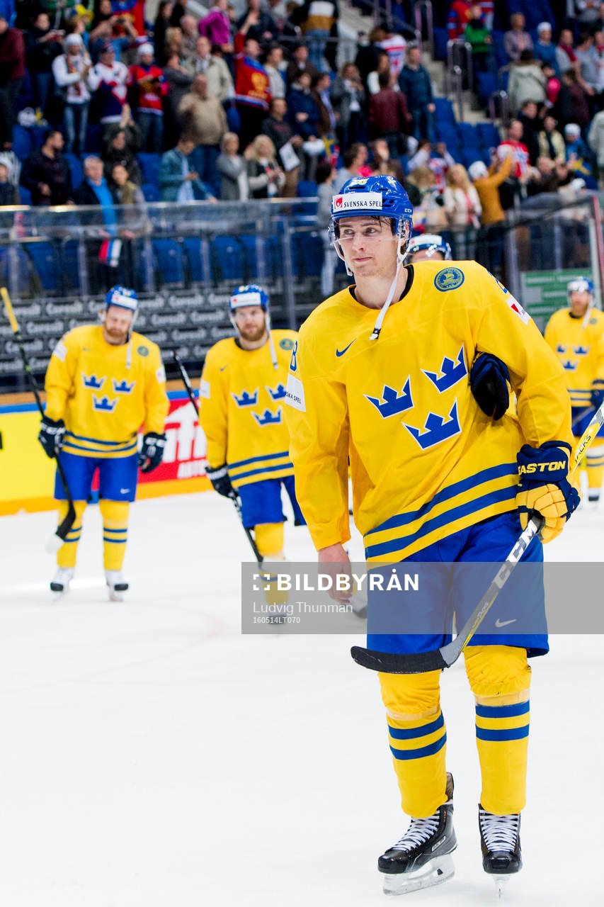 Sveriges Johan Sundström lämlar isen