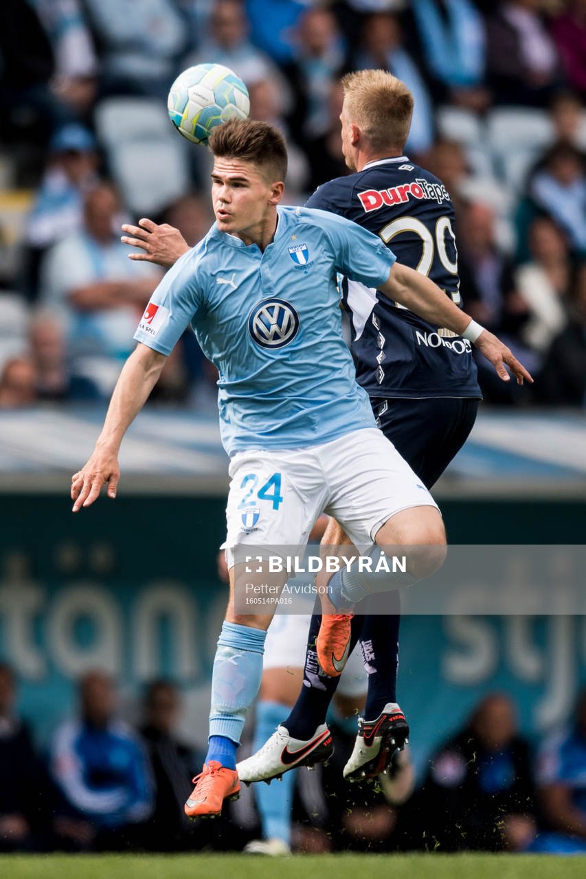4 Malmö FFs Vidar Örn Kjartansson och Gefles Martin