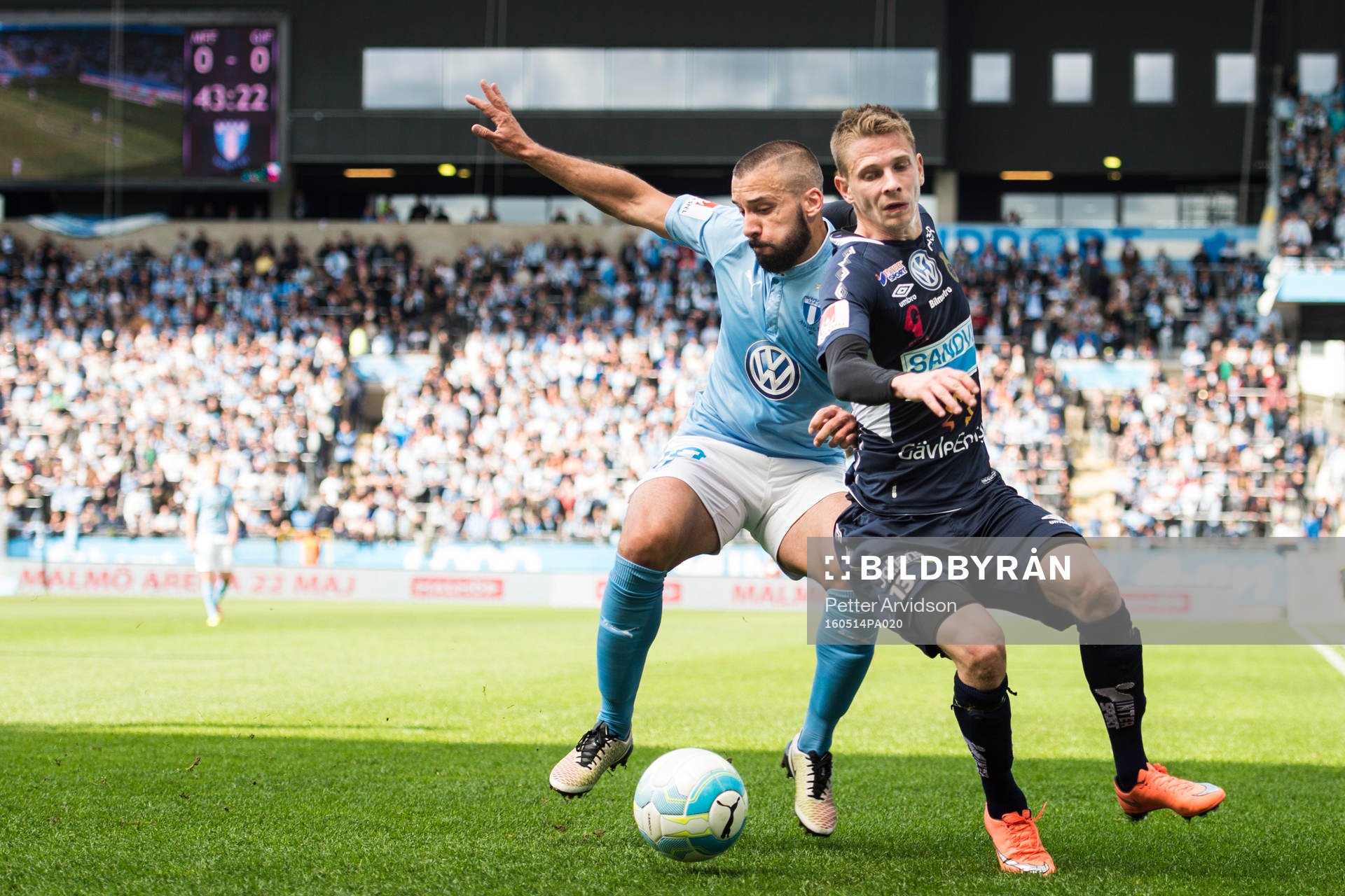 4 Malmö FFs Guillermo Molins och Gefles Johan Bertilsson