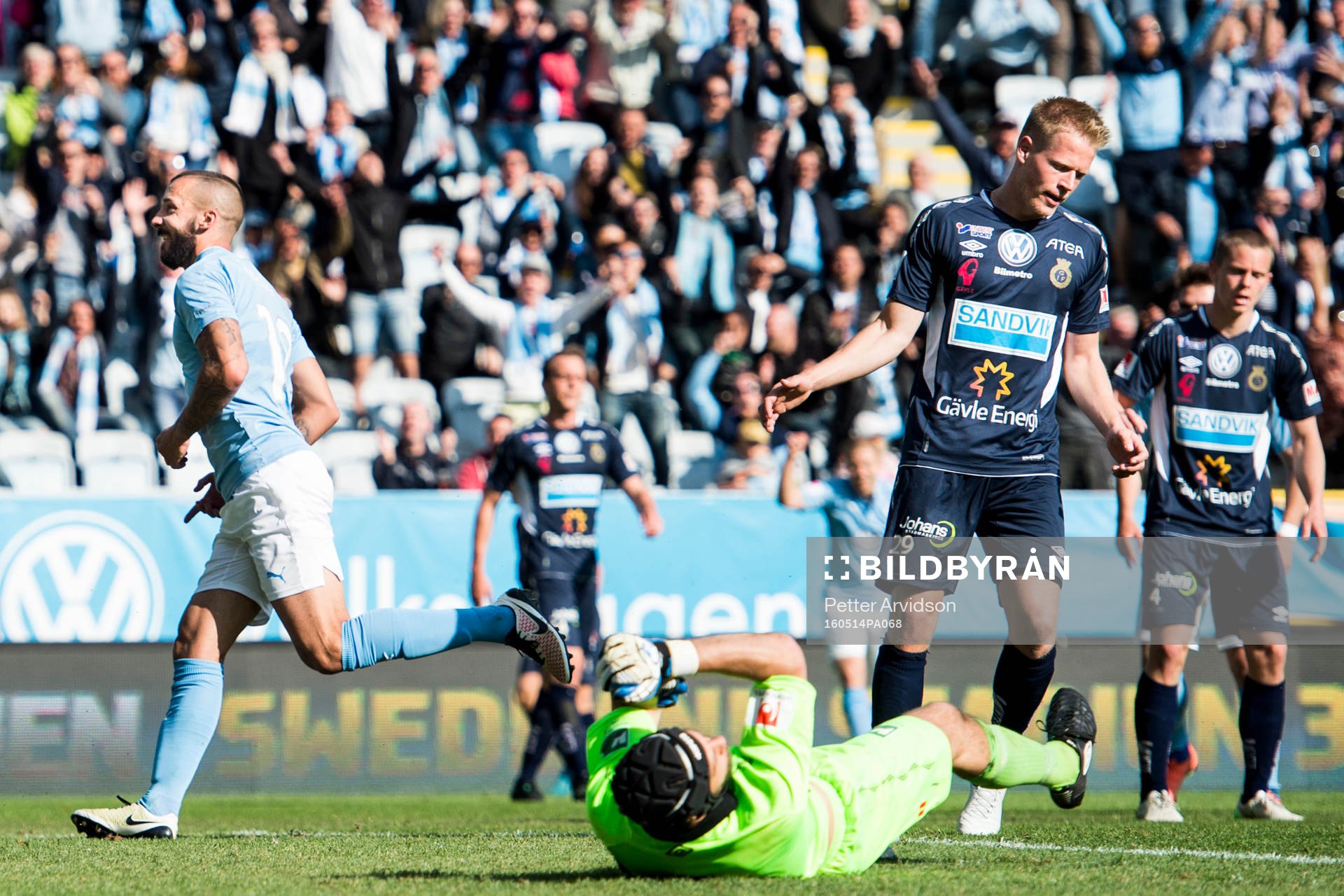 4 Malmö FFs Guillermo Molins jublar