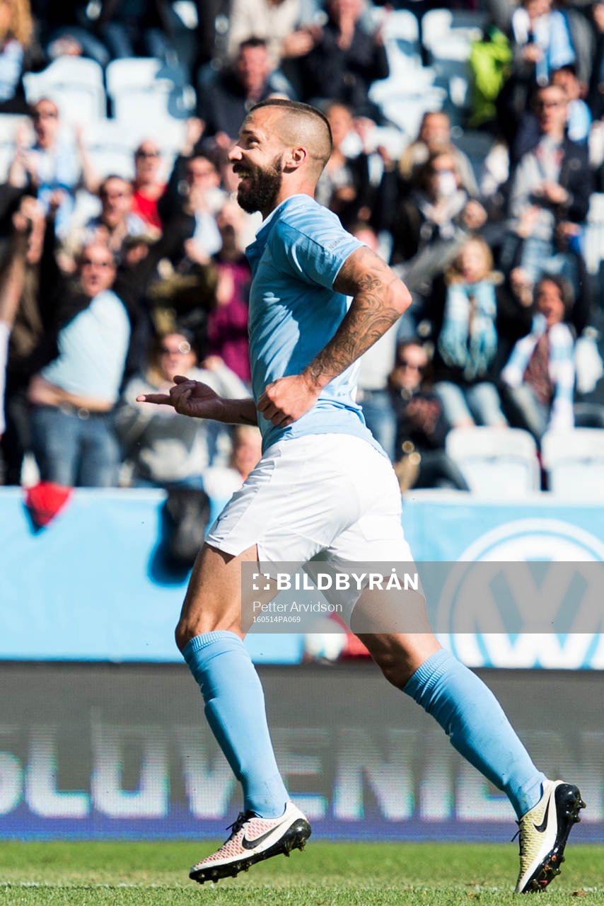 4 Malmö FFs Guillermo Molins jublar