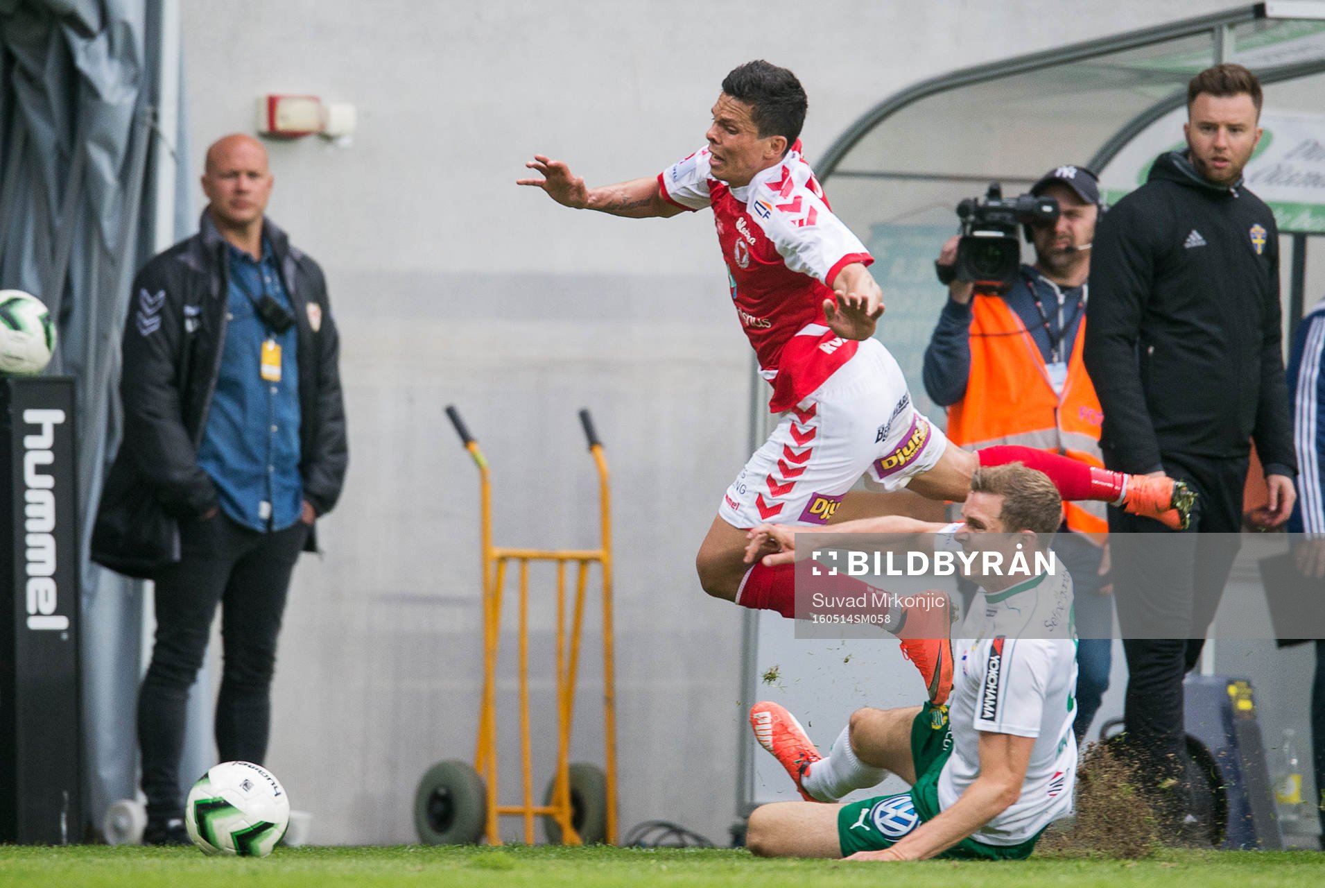 Hammarbys Richard Magyar och Kalmars Romário Pereira