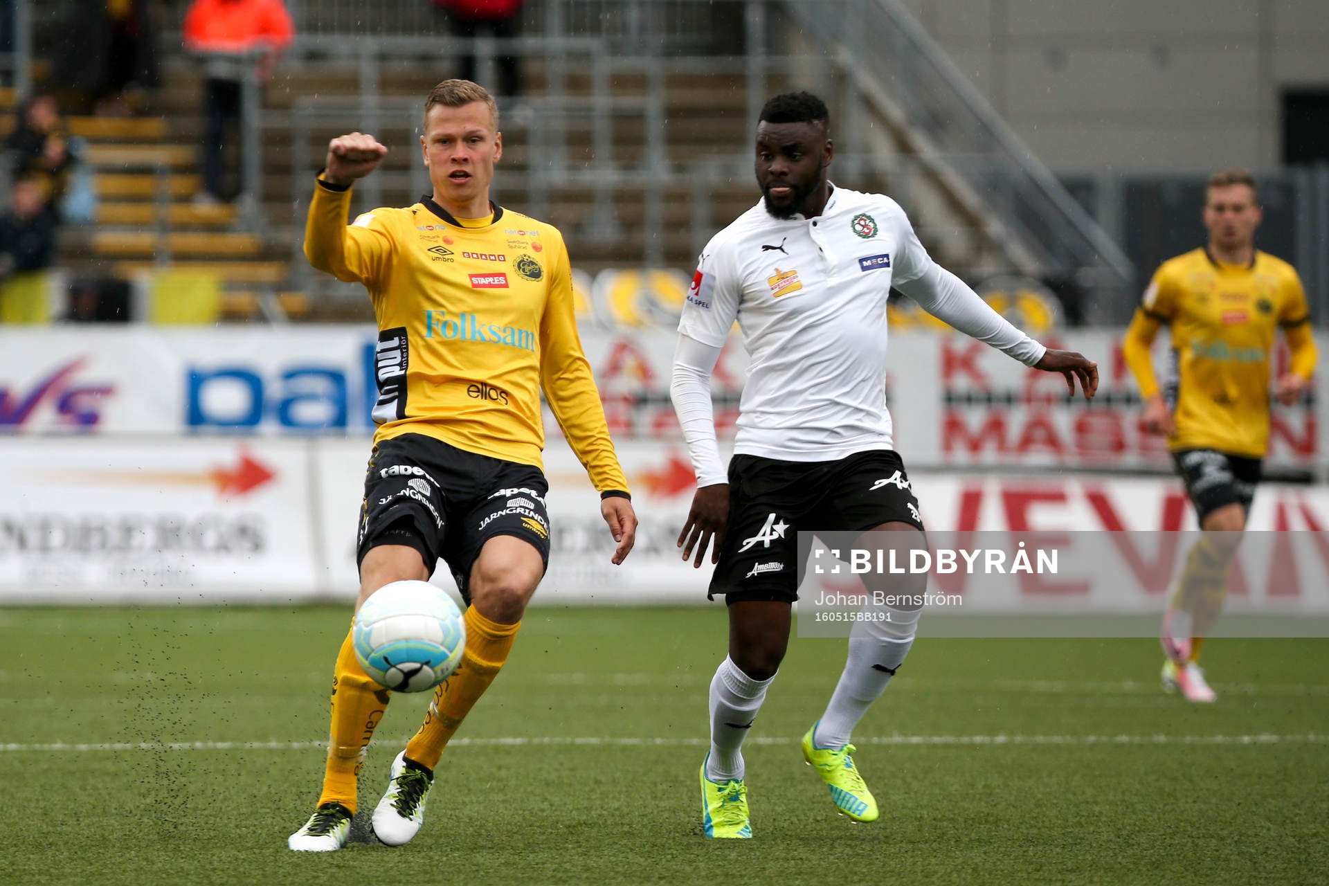 Elfsborgs Viktor Claesson och Örebros Maic Sema