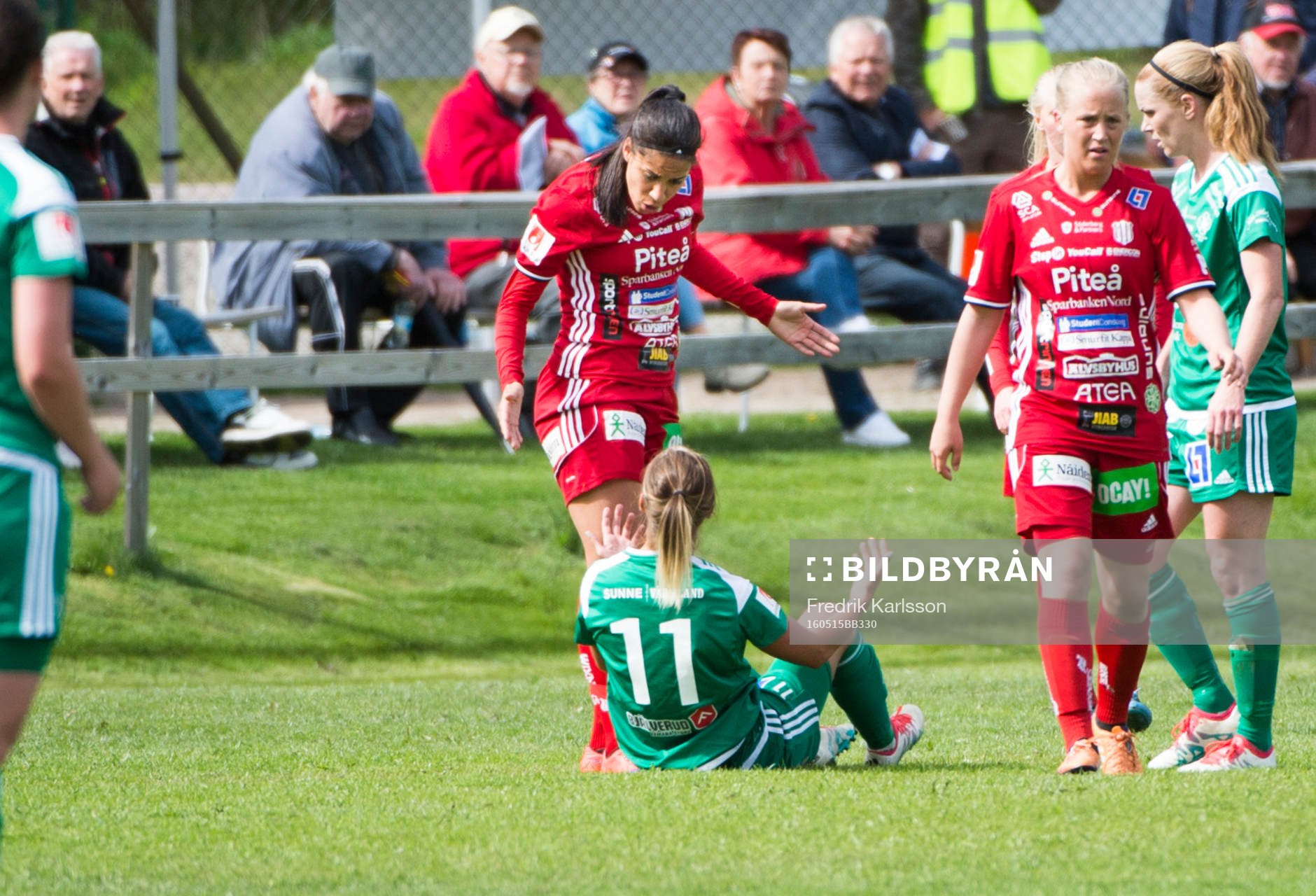 Piteås Tempest-Merie Norlin och Mallbackens Kirsty Yallop