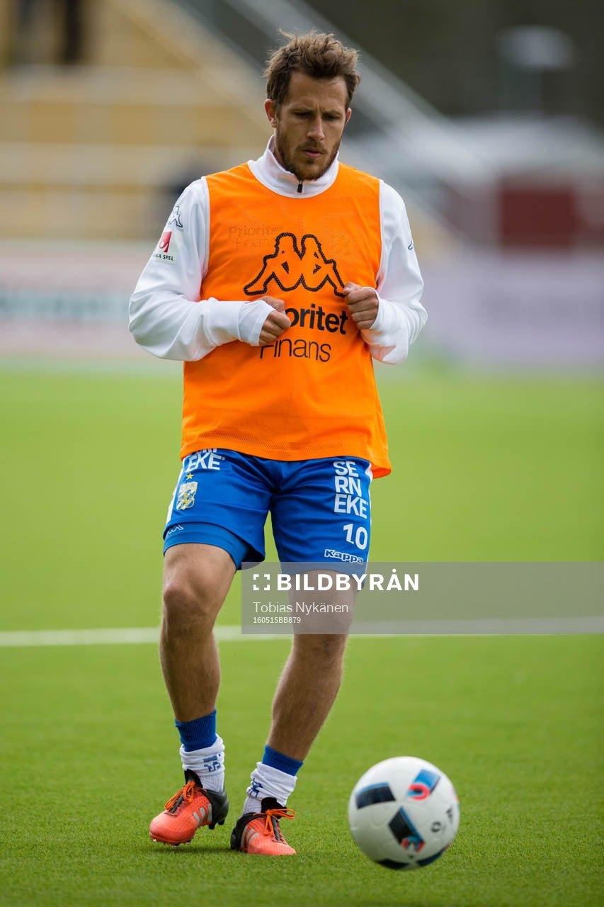 IFK Göteborgs Tobias Hysén värmer upp