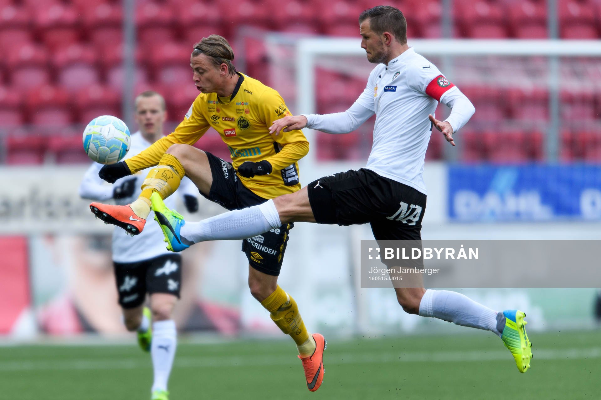 Elfsborgs Simon Hedlund och Örebros Robert Åhman Persson