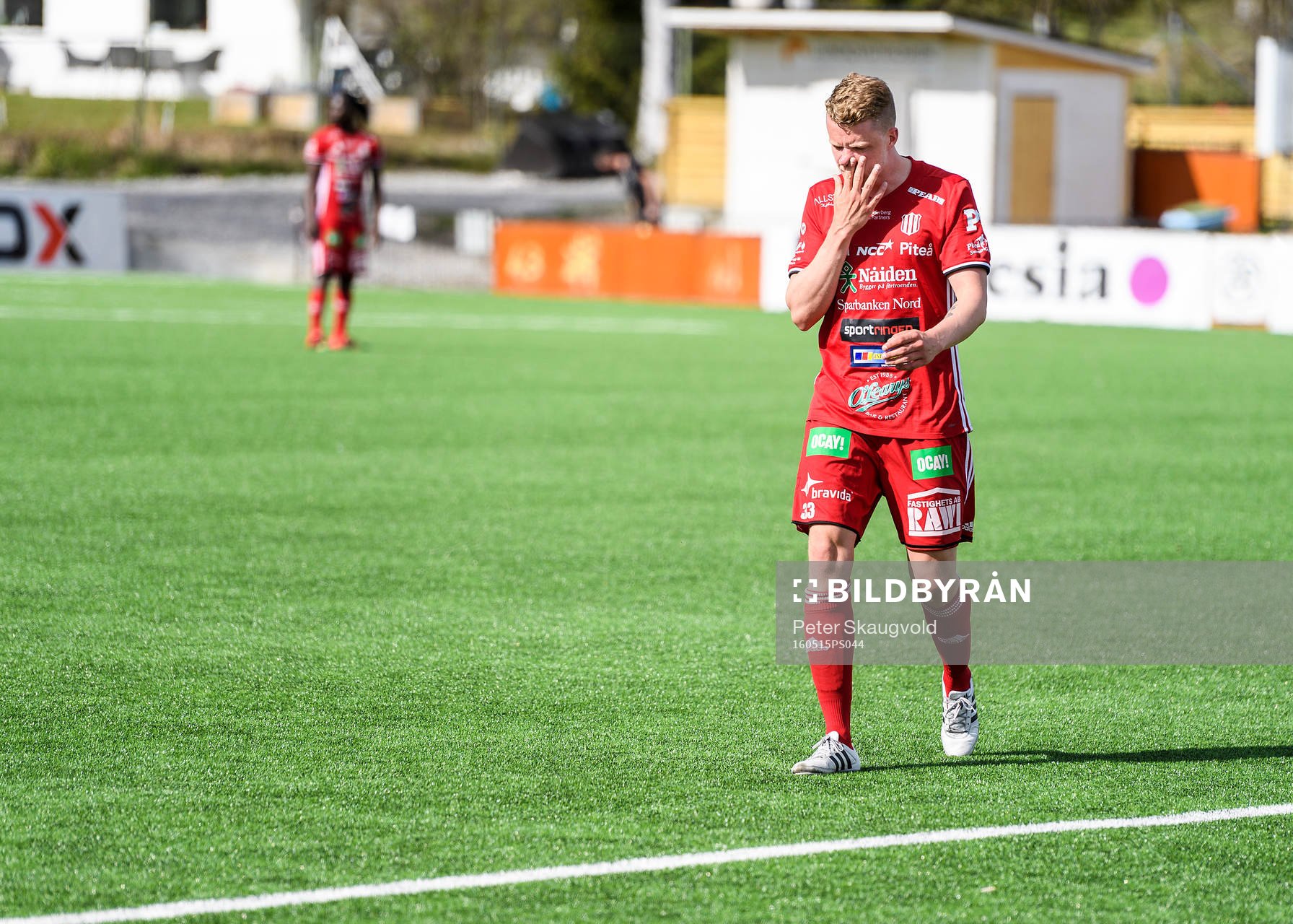 s Robert Hammarstedt lämnar planen