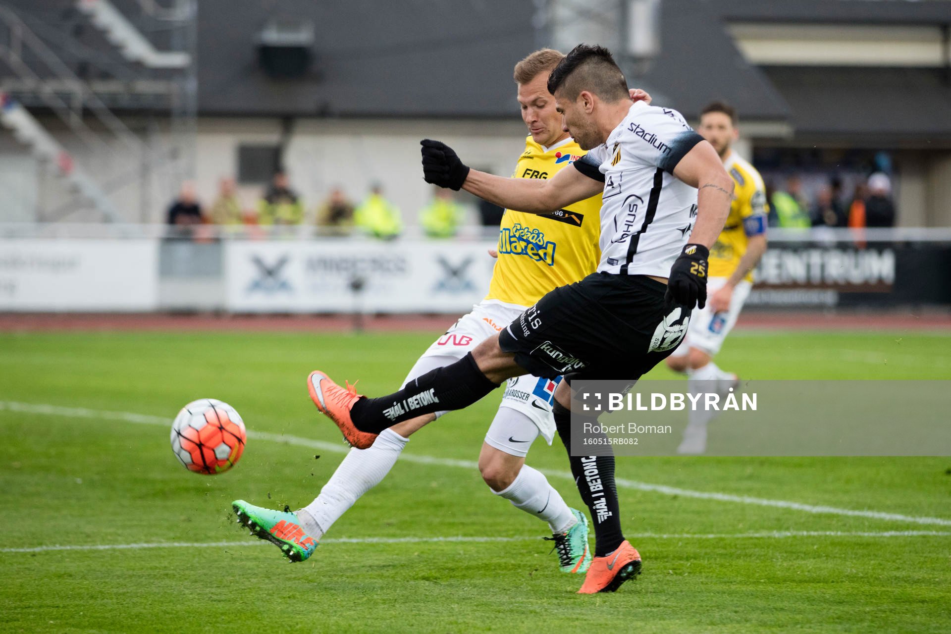 Häckens Paulo De Oliviera gör 1-3