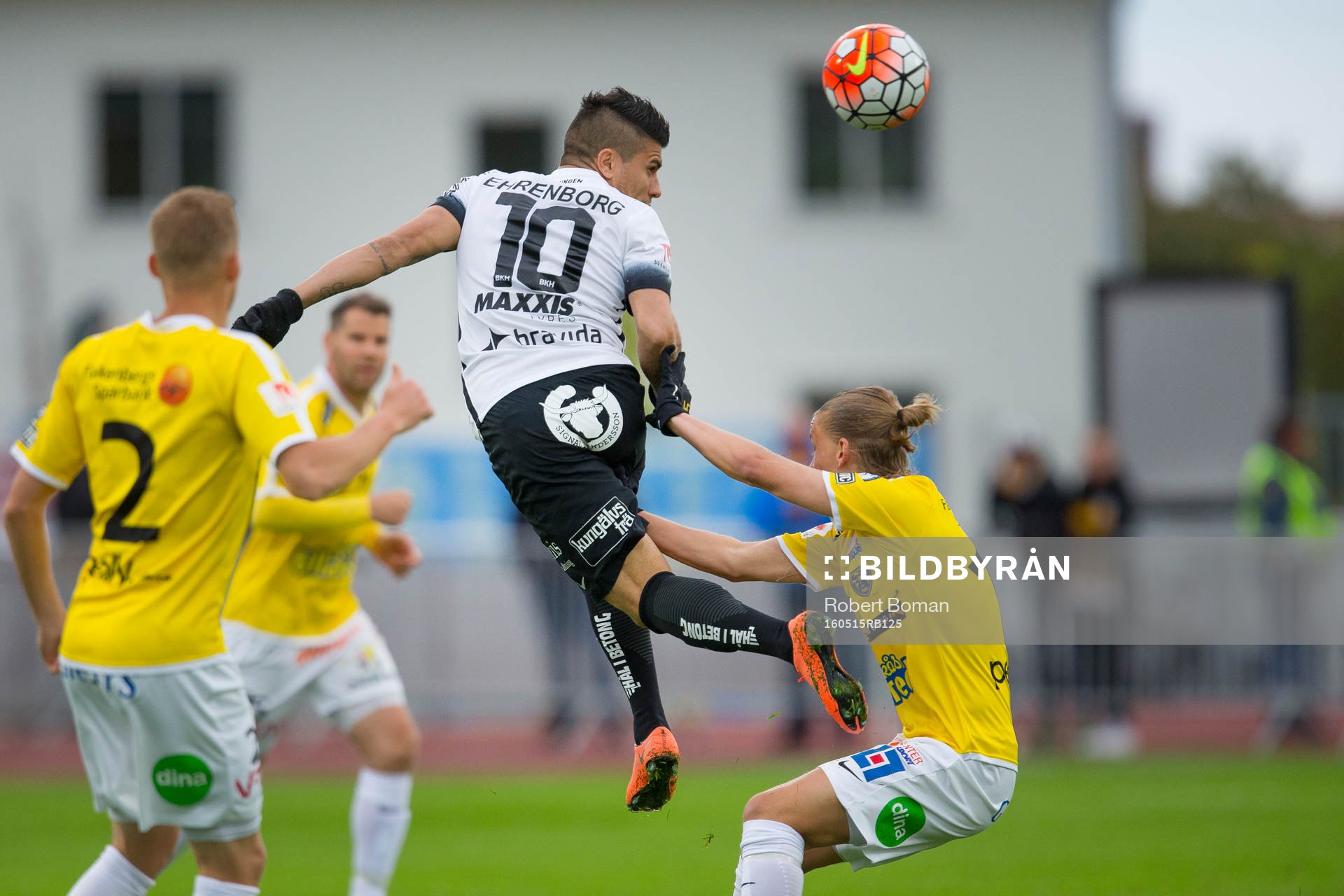 BK Häckens Paulo De Oliviera och Falkenbergs Jesper