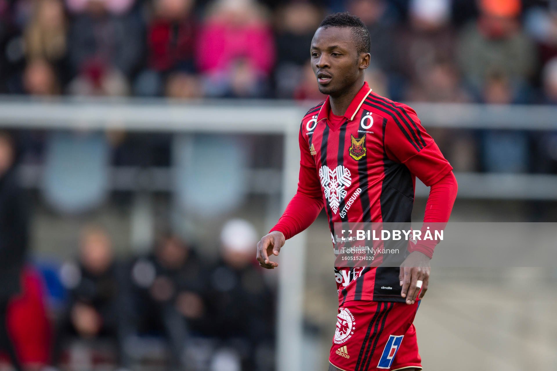 Östersunds Monday Samuel under fotbollsmatchen i Allsvenskan mellan Östersund och IFK Göteborg den 15 maj 2016 i Östersund.