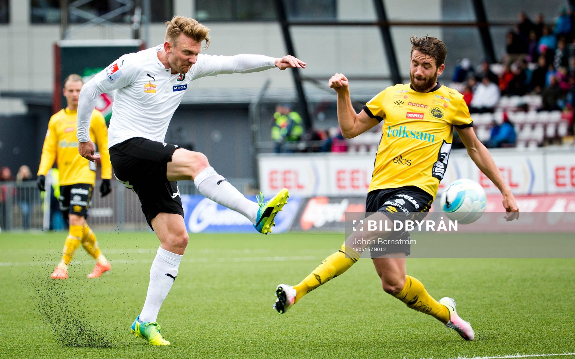 Örebros Michael Almbäck och Elfsborgs Marcus Rohdén
