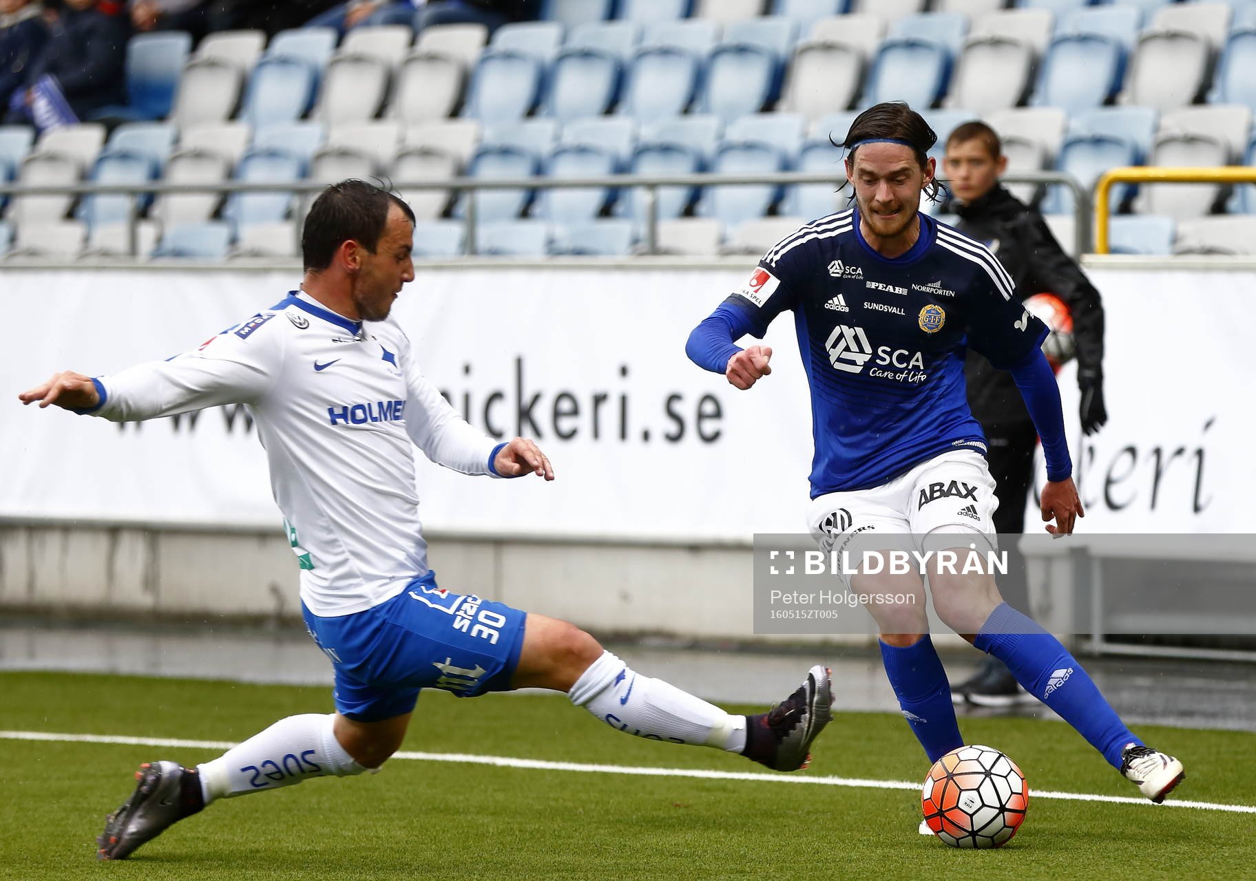 Norrköpings Nikola Tkalcic och GIF Sundsvalls Robin