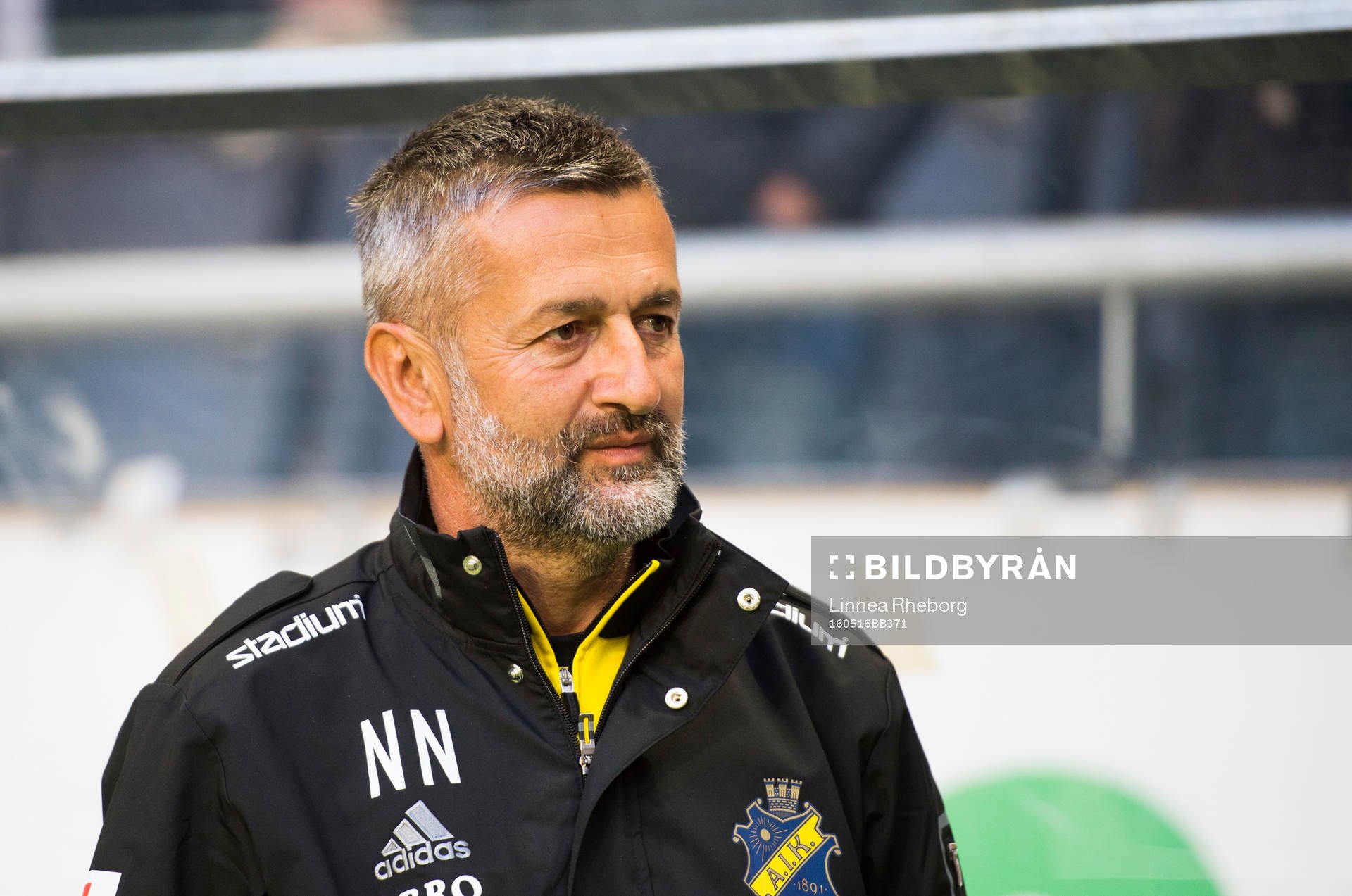 s assisterande tränare Nebojsa Novakovic