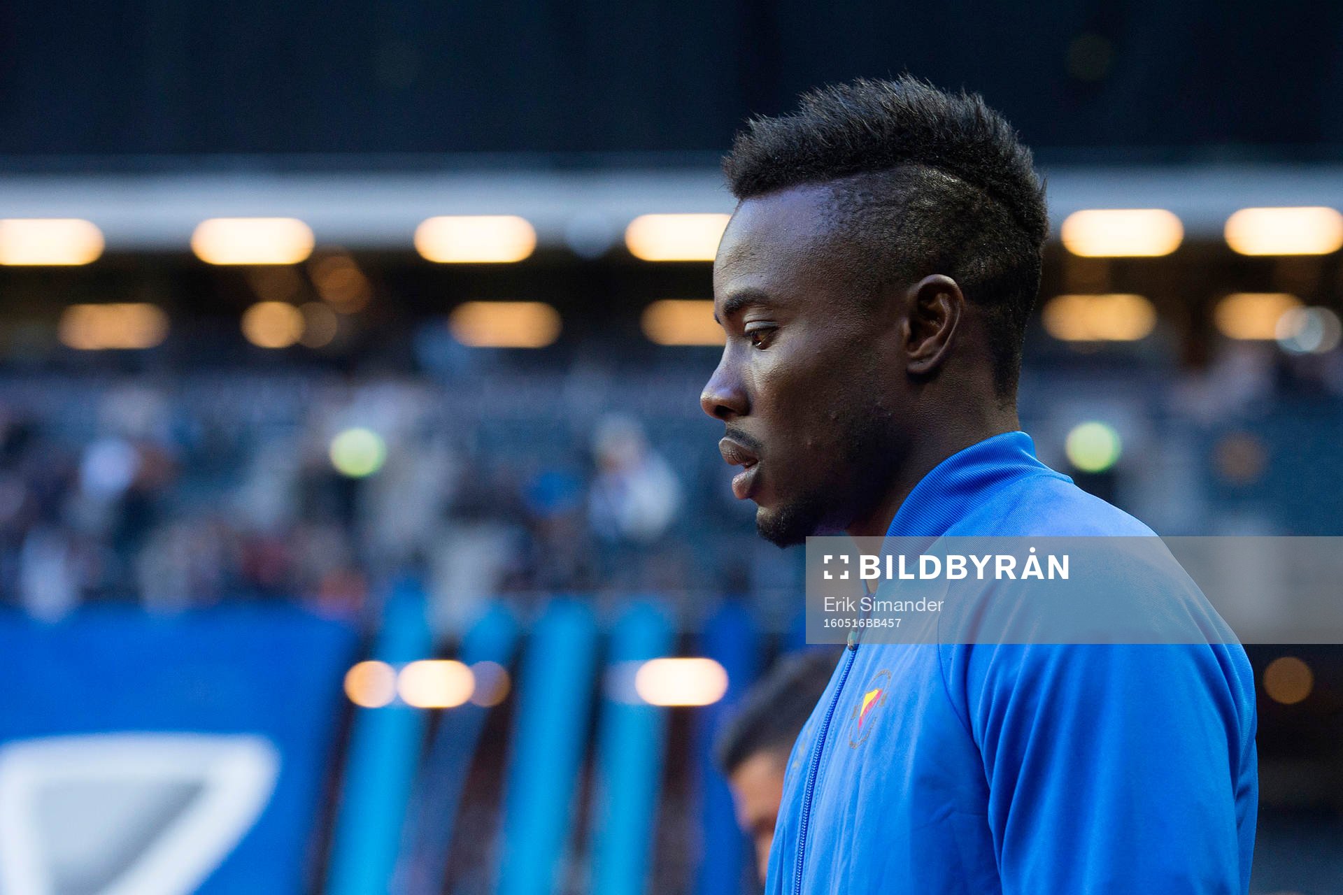 Djurgårdens Sam Johnson träder in på planen