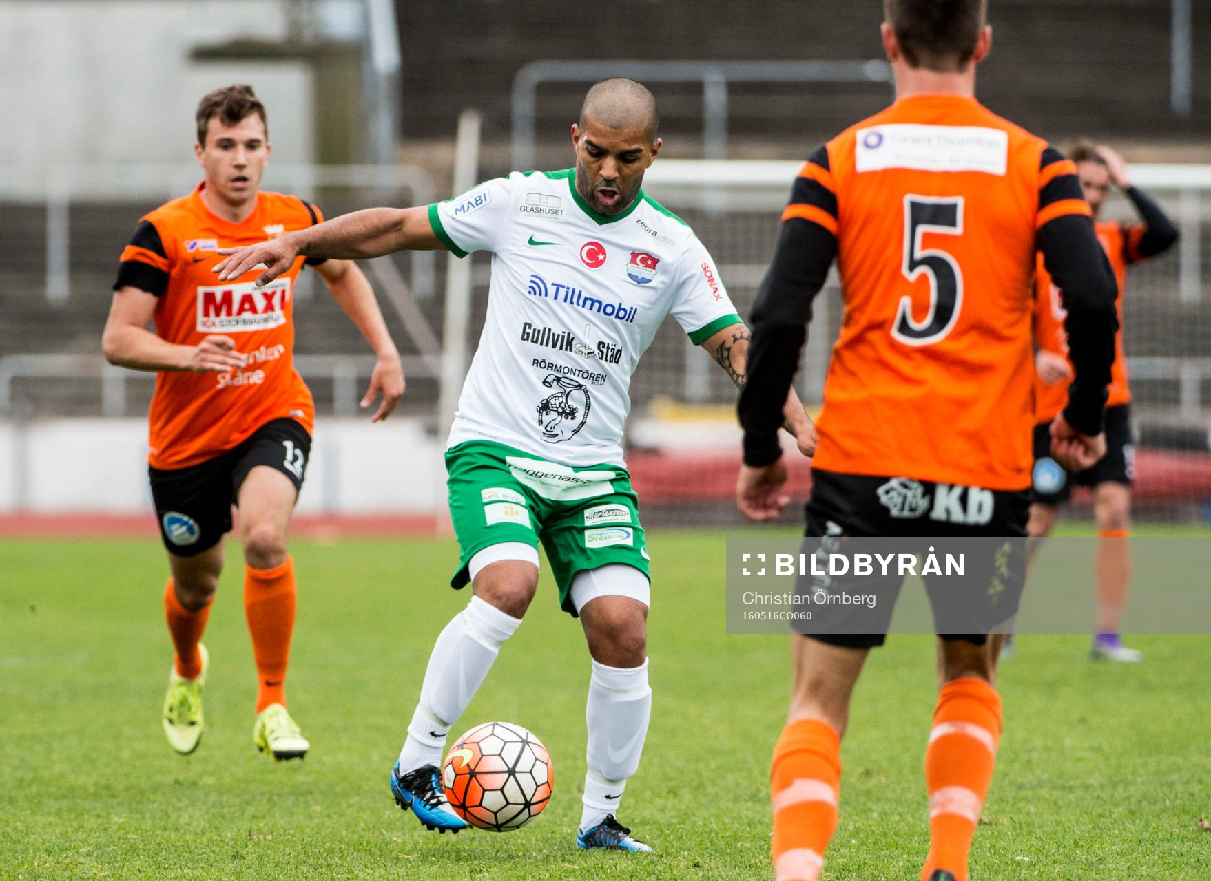 Prespa Birliks Buwar Karim mot Kristianstads Fredrik Widlund