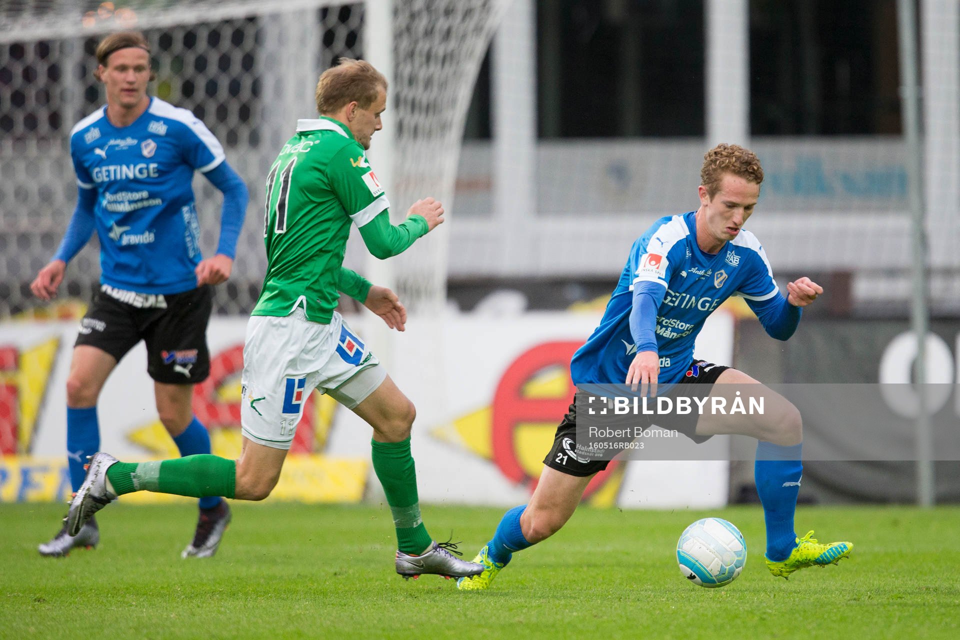 Ljungskiles Jakob Olsson och Halmstads Andreas Bengtsson
