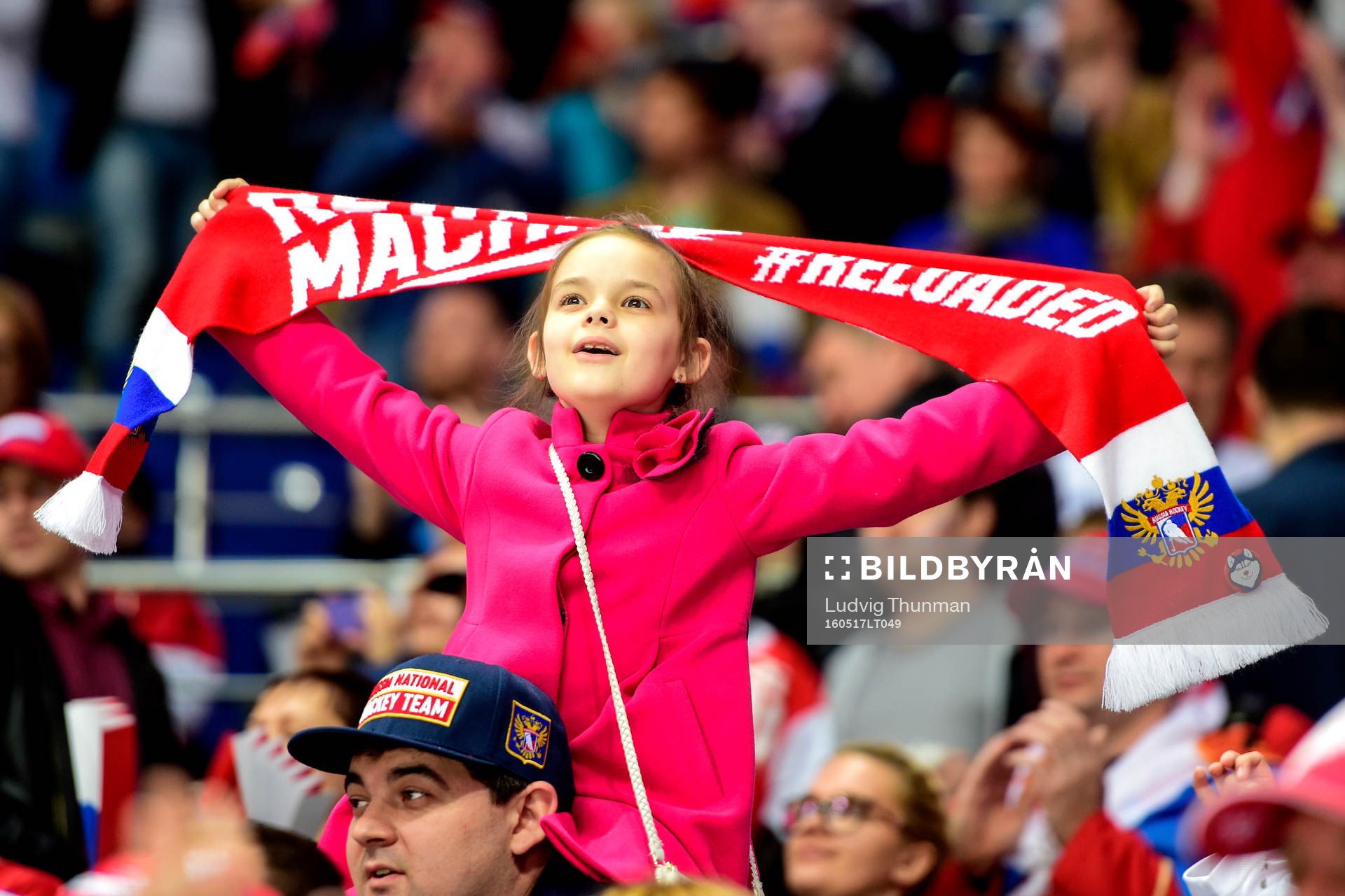 Rysk supporter jublar
