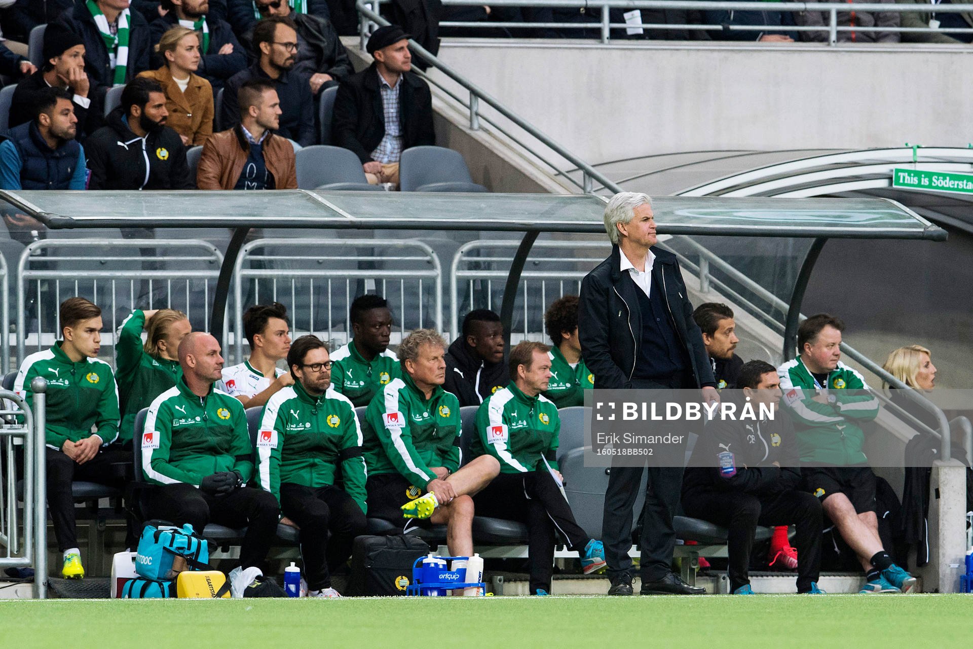 Hammarbys tränare Nanne Bergstrand deppar
