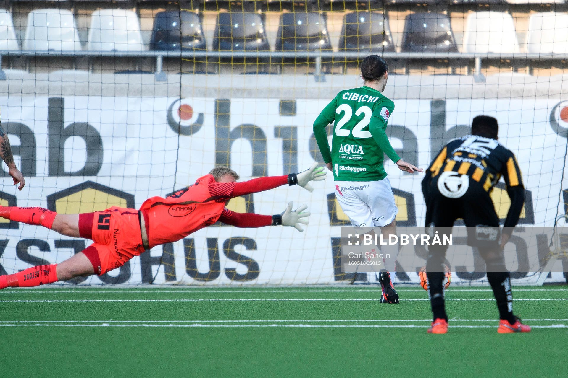 Jönköpings Pawel Cibicki gör 3-1 på returen från