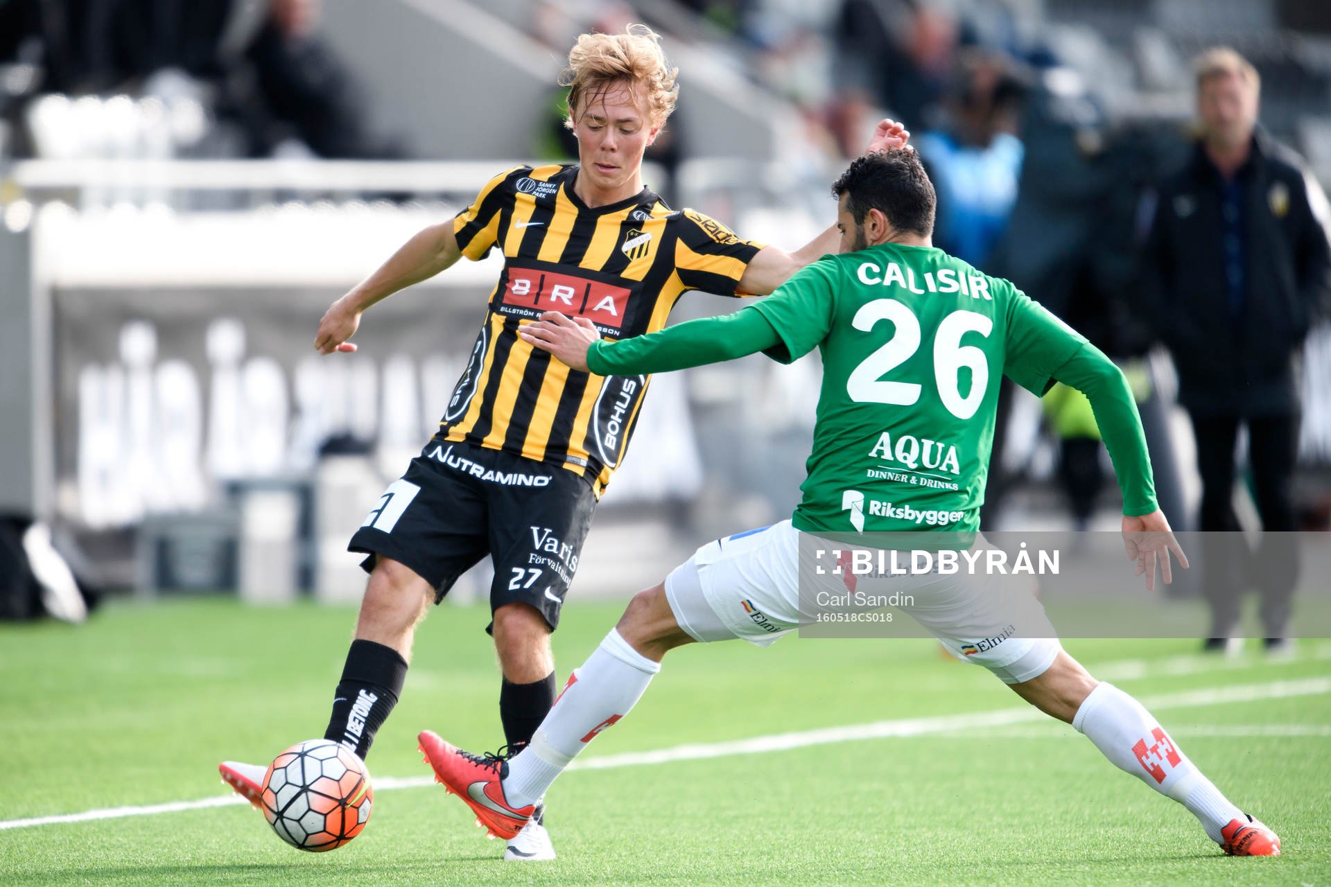 Häckens Joel Andersson och Jönköpings André Calisir