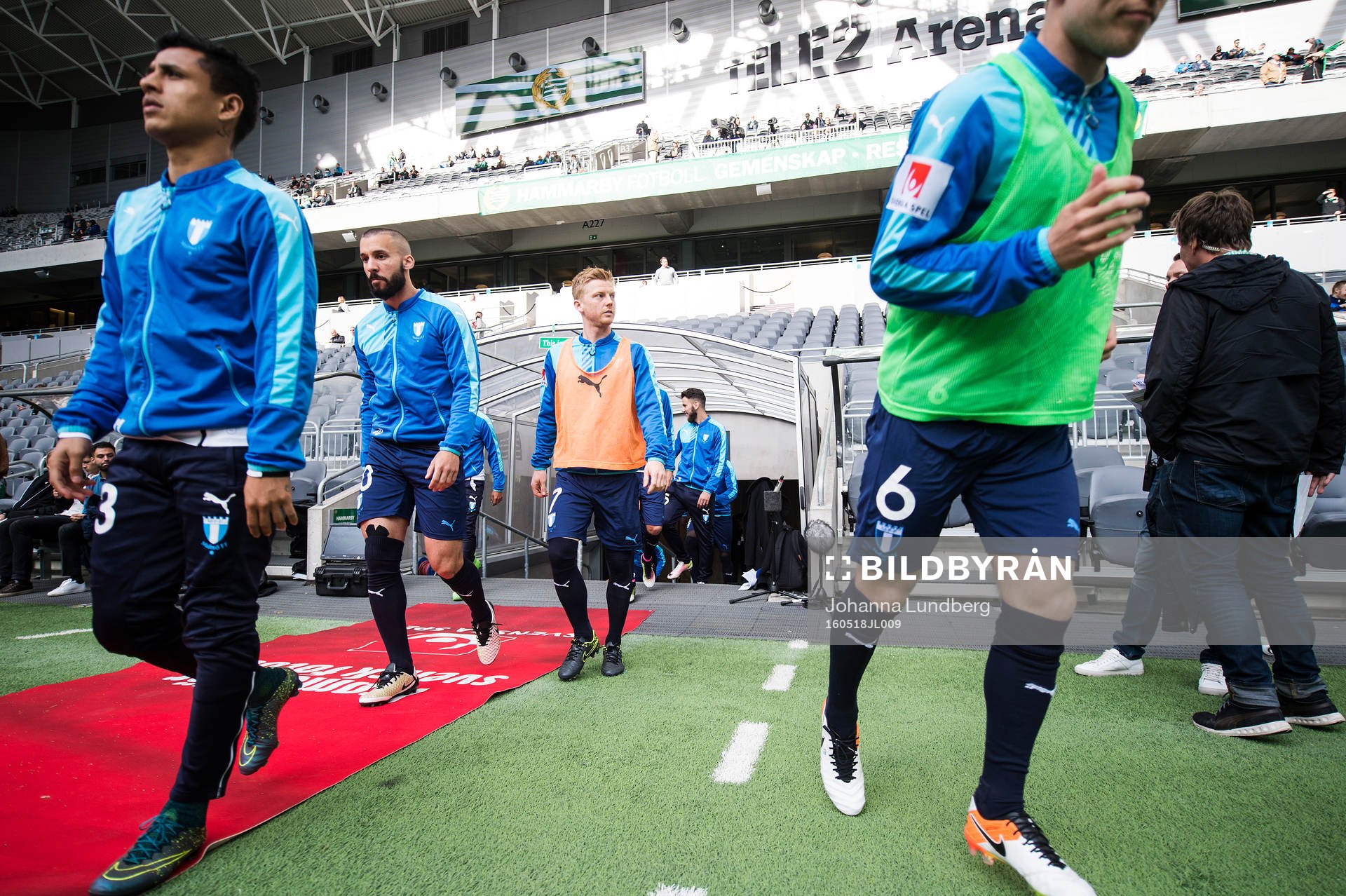 Malmö FFs spelare värmer upp