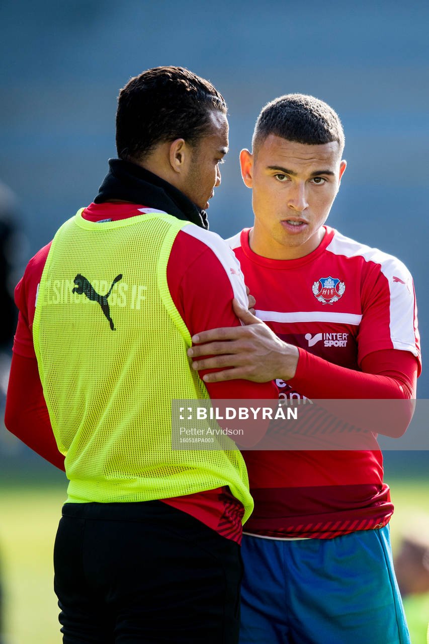 Helsingborgs Matthew Rusike och Jordan Larsson