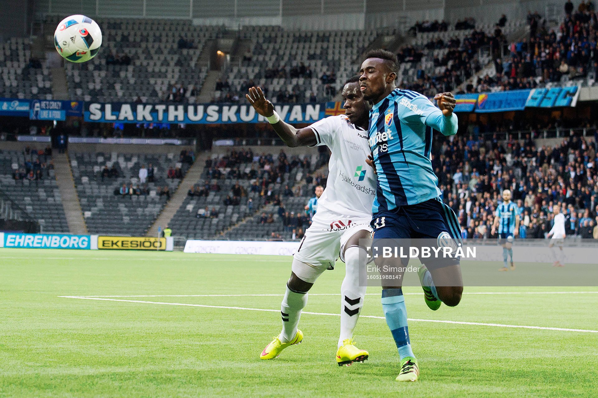 Djurgårdens Amadou Jawo och Kalmars Papa Alioune Diouf i
