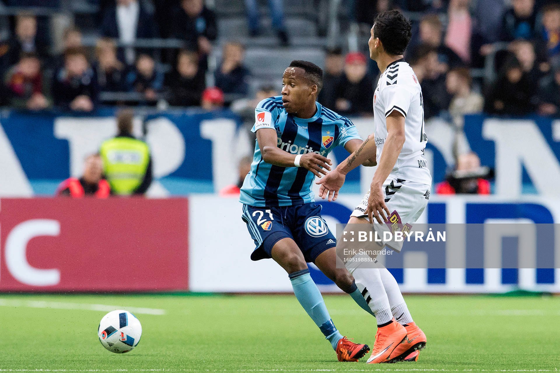 Djurgårdens Mihlali Mabhuti Mayambela och Kalmars Ismael
