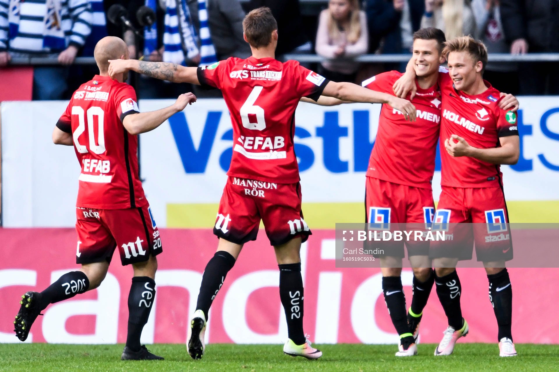 Norrköpings spelare jublar