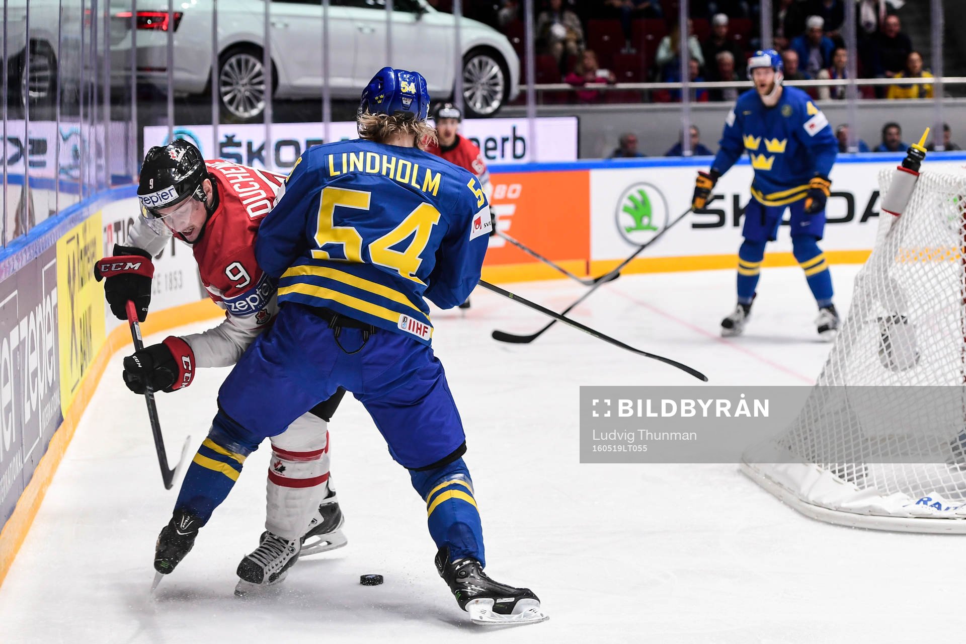 Kanadas Matt Duchene mot Sveriges Anton Lindholm