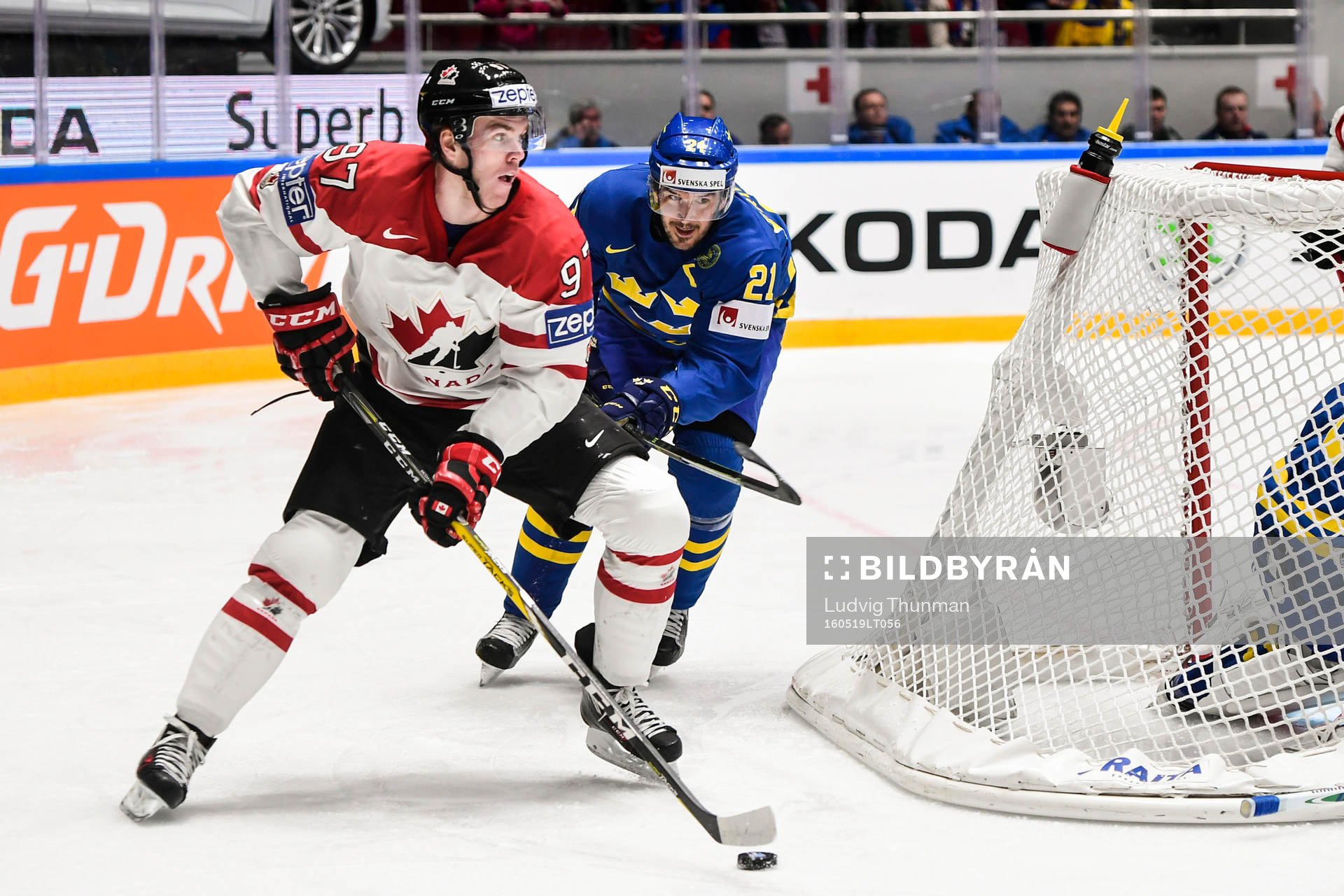 Kanadas Connor McDavid och Sveriges Jimmie Ericsson