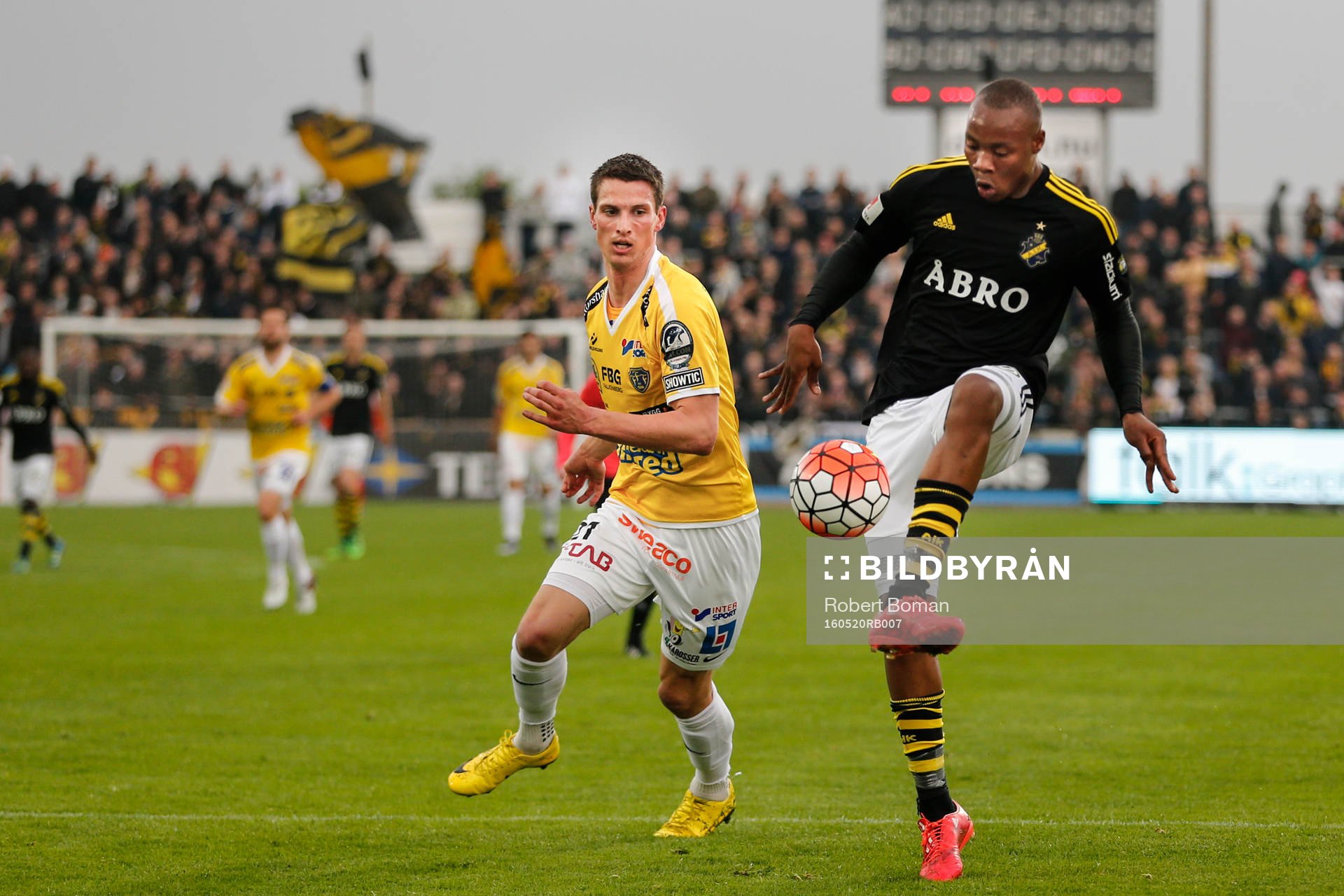 s Carlos Strandberg gör 0-1