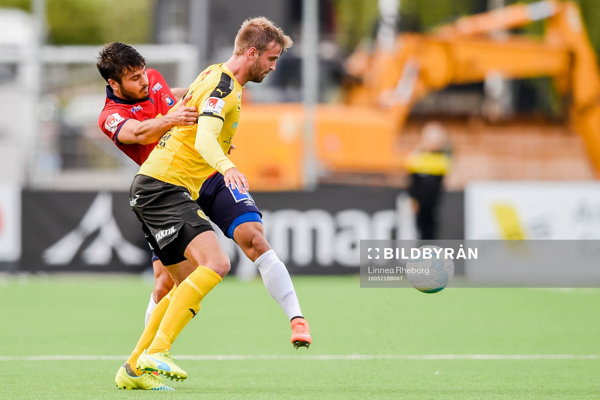 Örgrytes William Atashkadeh och Frejs Johannes Gustafsson