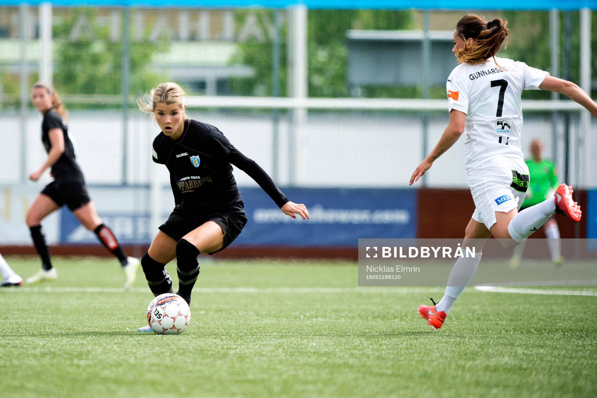 Göteborgs Andrine Hegerberg, Rosengårds Sara Björk
