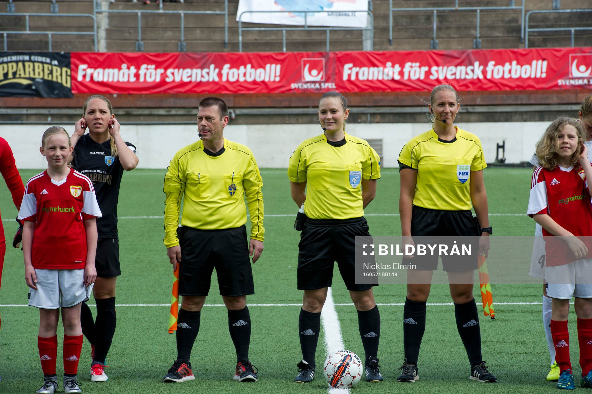 Dommartrion, huvuddomare Laura Rapp med ass Thomas
