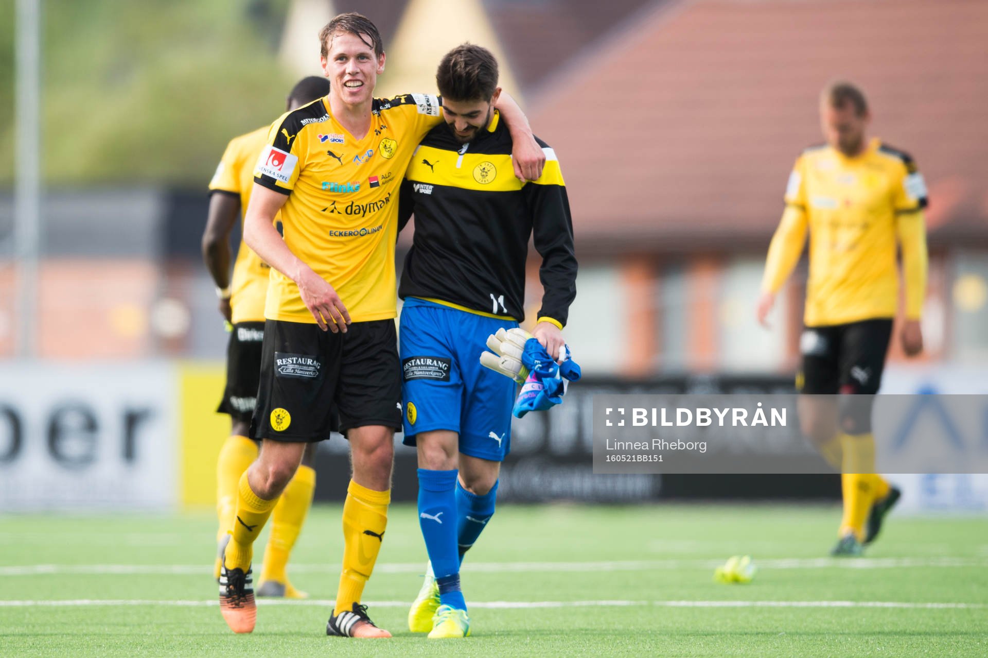Frejs Philip Wiström och målvakt Fernando Carrillo