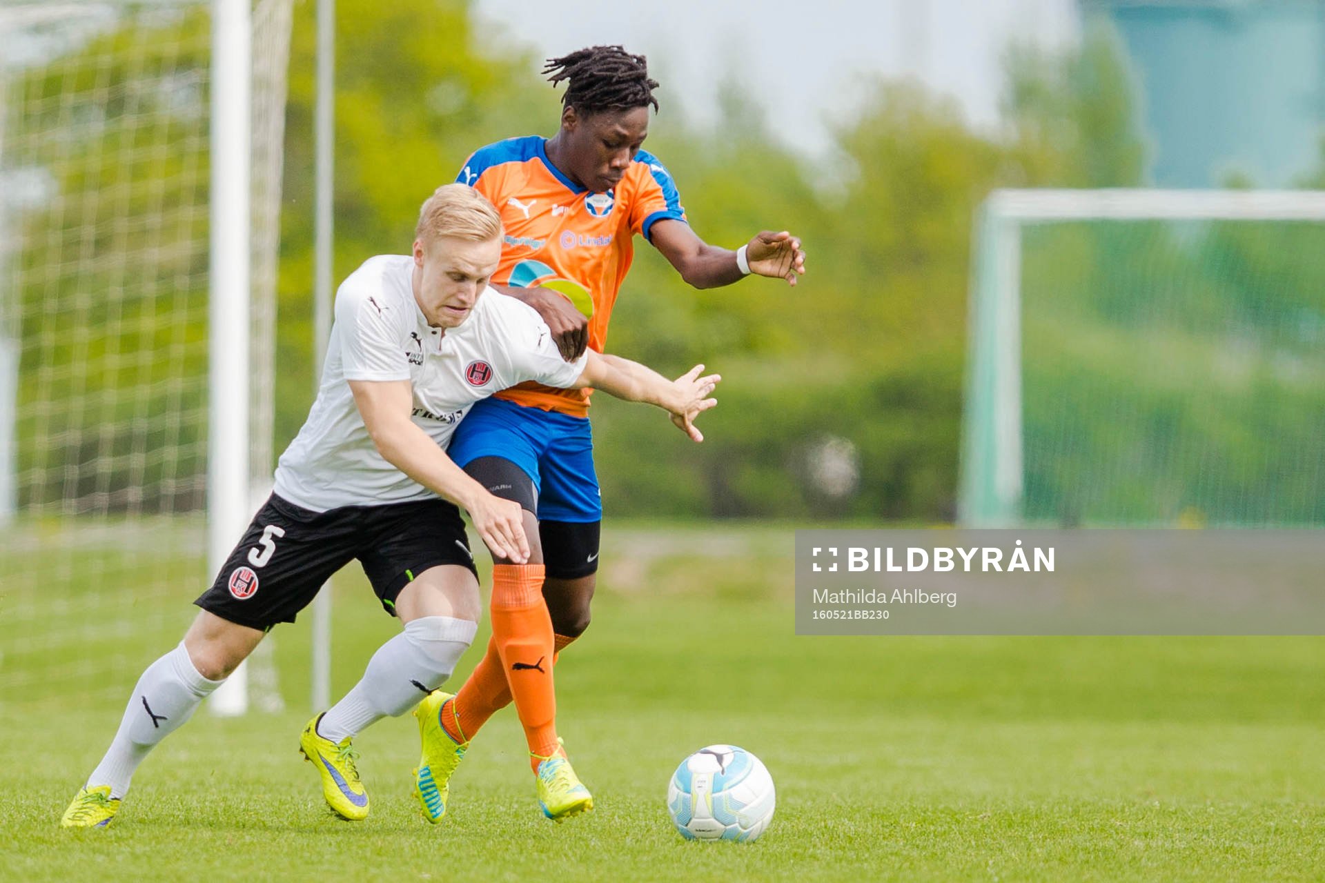 Hittarps Emil Rosqvist och Vejbys Christopher Gideon