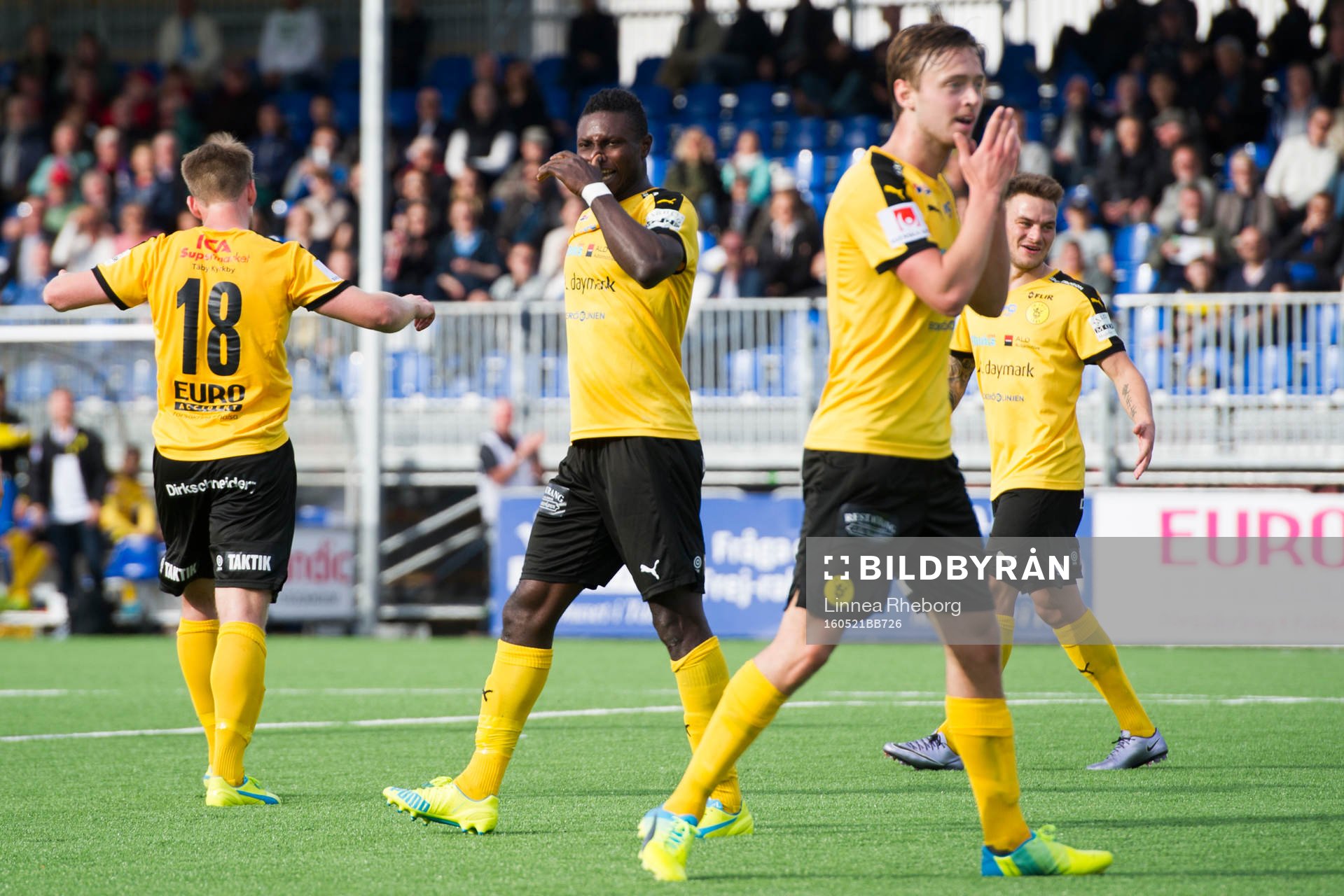 Frejs Joakim Runnemo, Oke Akpoveta, Pontus Silfwer och