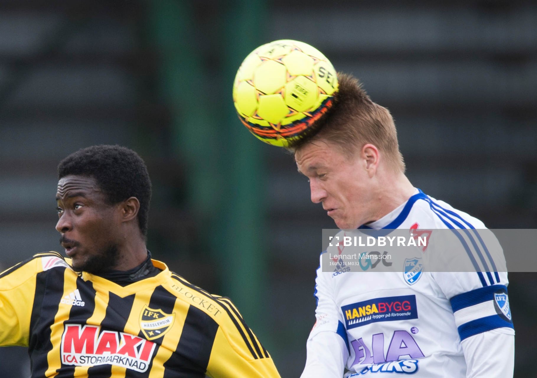 Bollen som mössa på Berga-spelaren i matchen i division 2