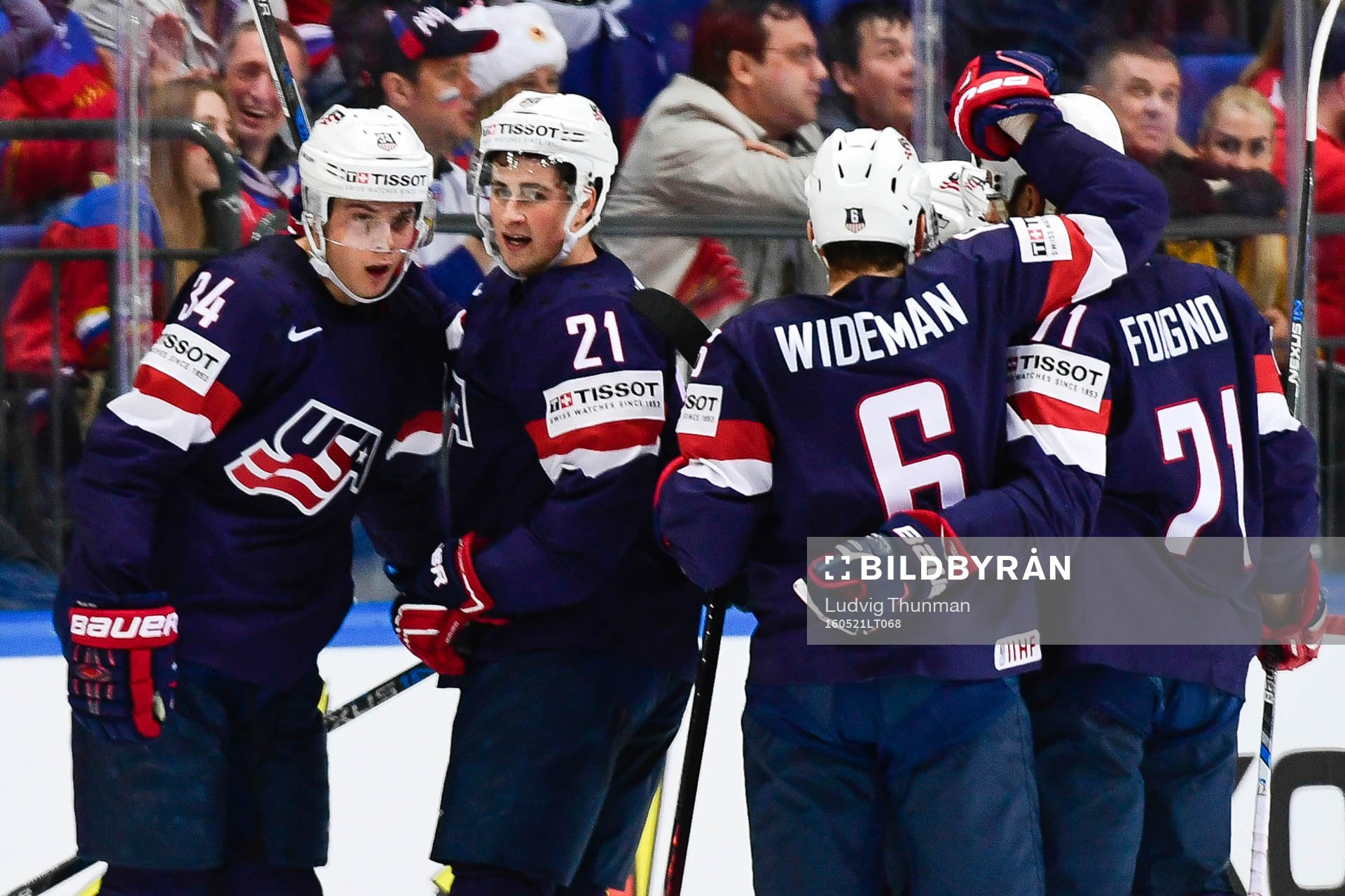 s Auston Maathews , Dylan Larkin , Chris Wideman och Nick