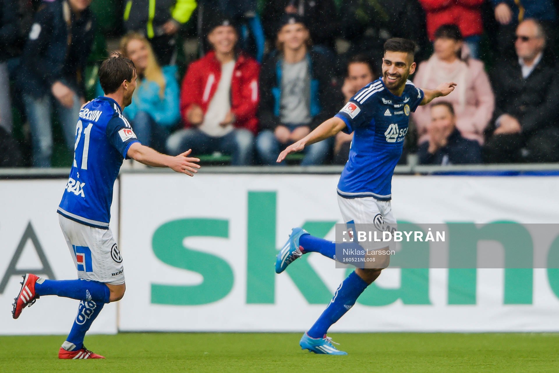 Sundsvalls Eric Larsson och Stefan Silva jublar
