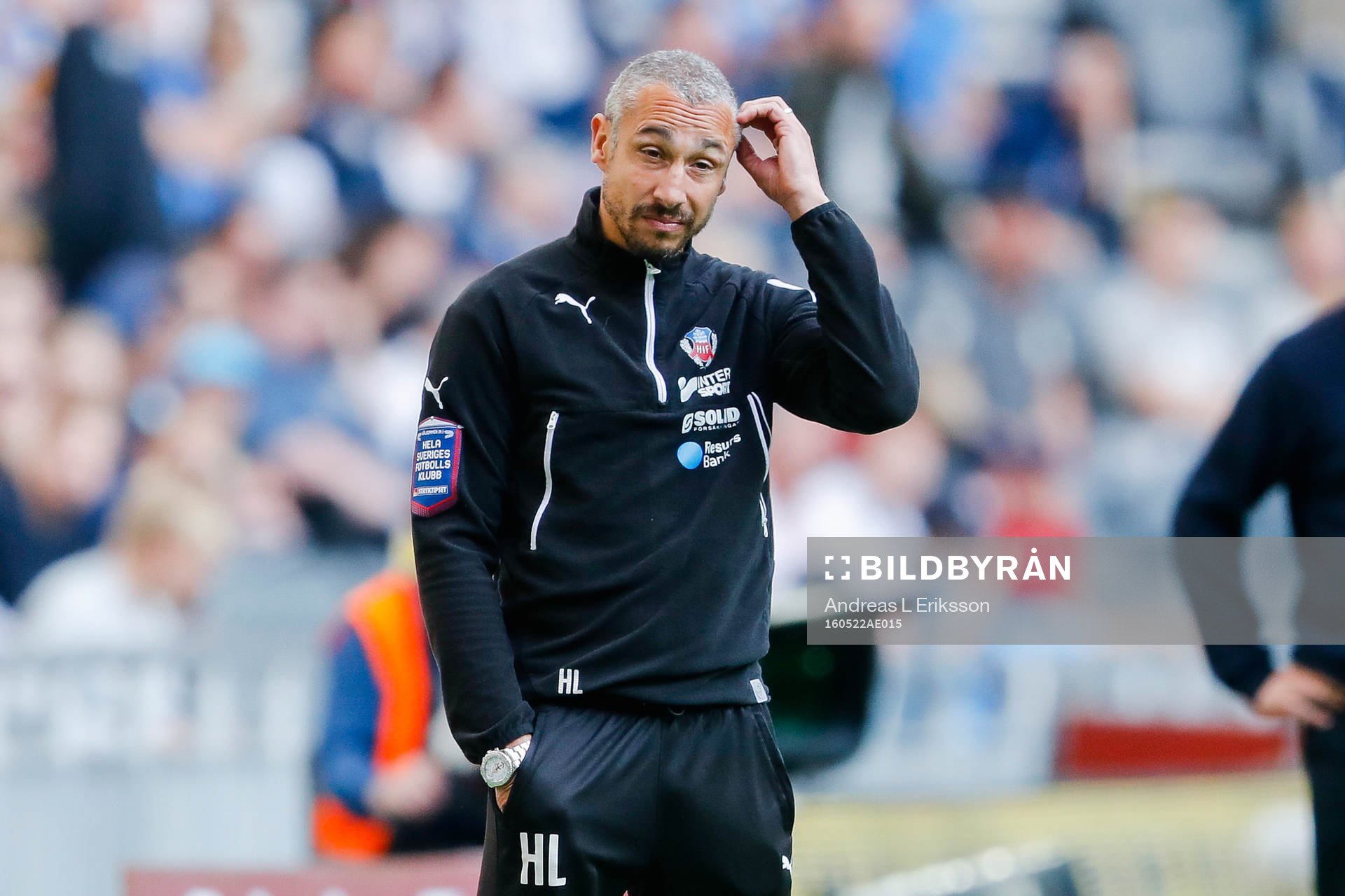 Helsingborgs manager Henrik Larsson deppar