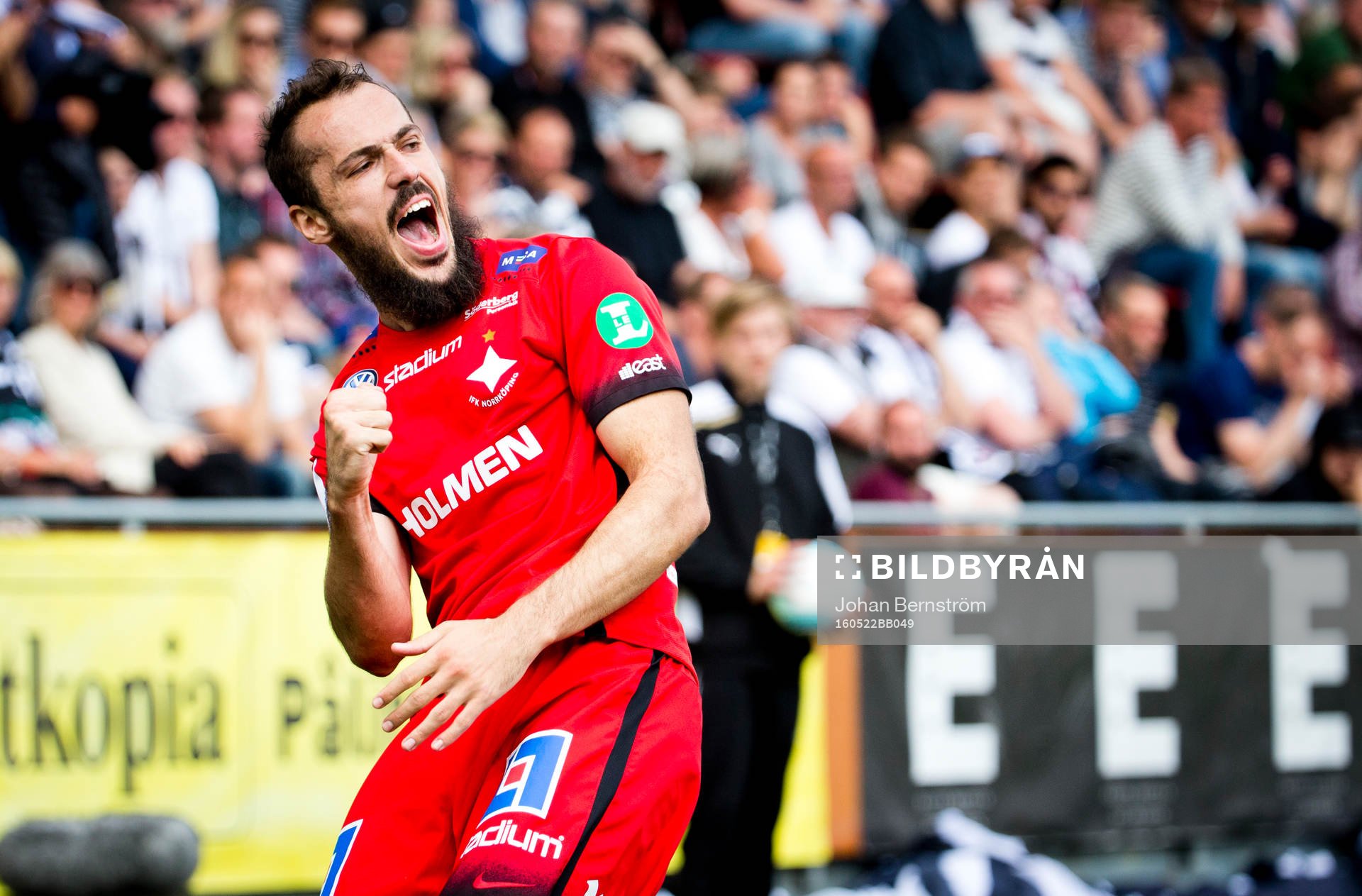 Norrköpings Emir Kujovic gör 1-1 och jublar