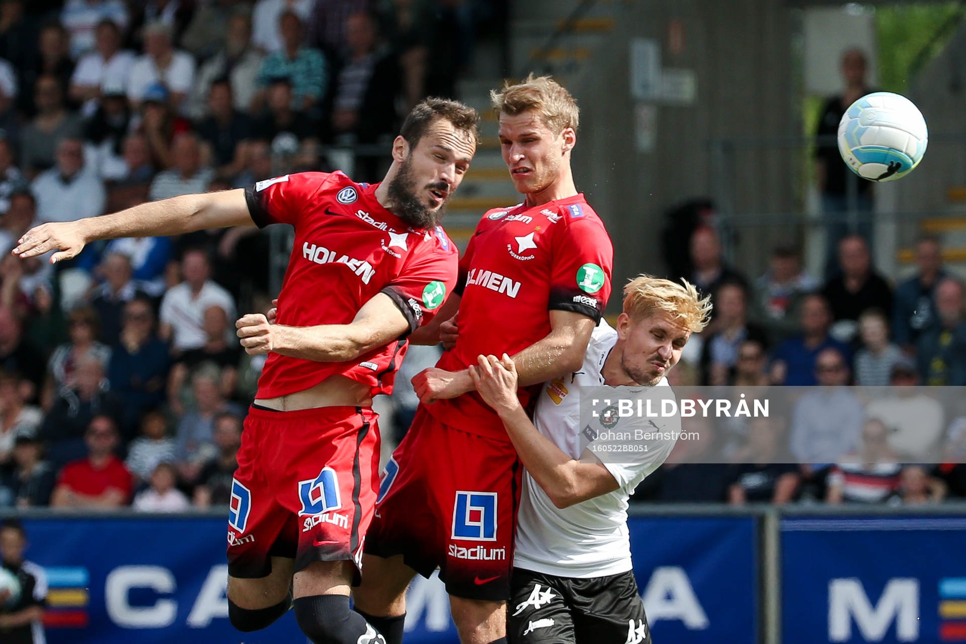 Norrköpings Emir Kujovic och Linus Wahlqvist i en