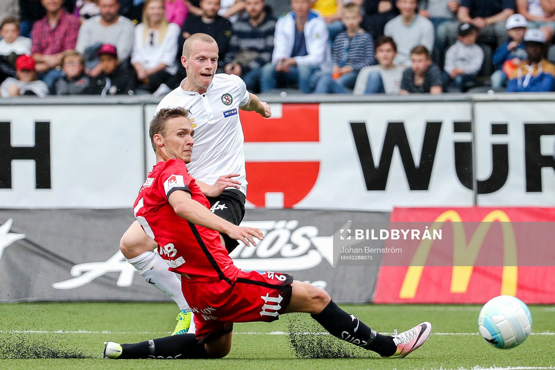 Örebros Daniel Gustavsson kvitterar till 2-2