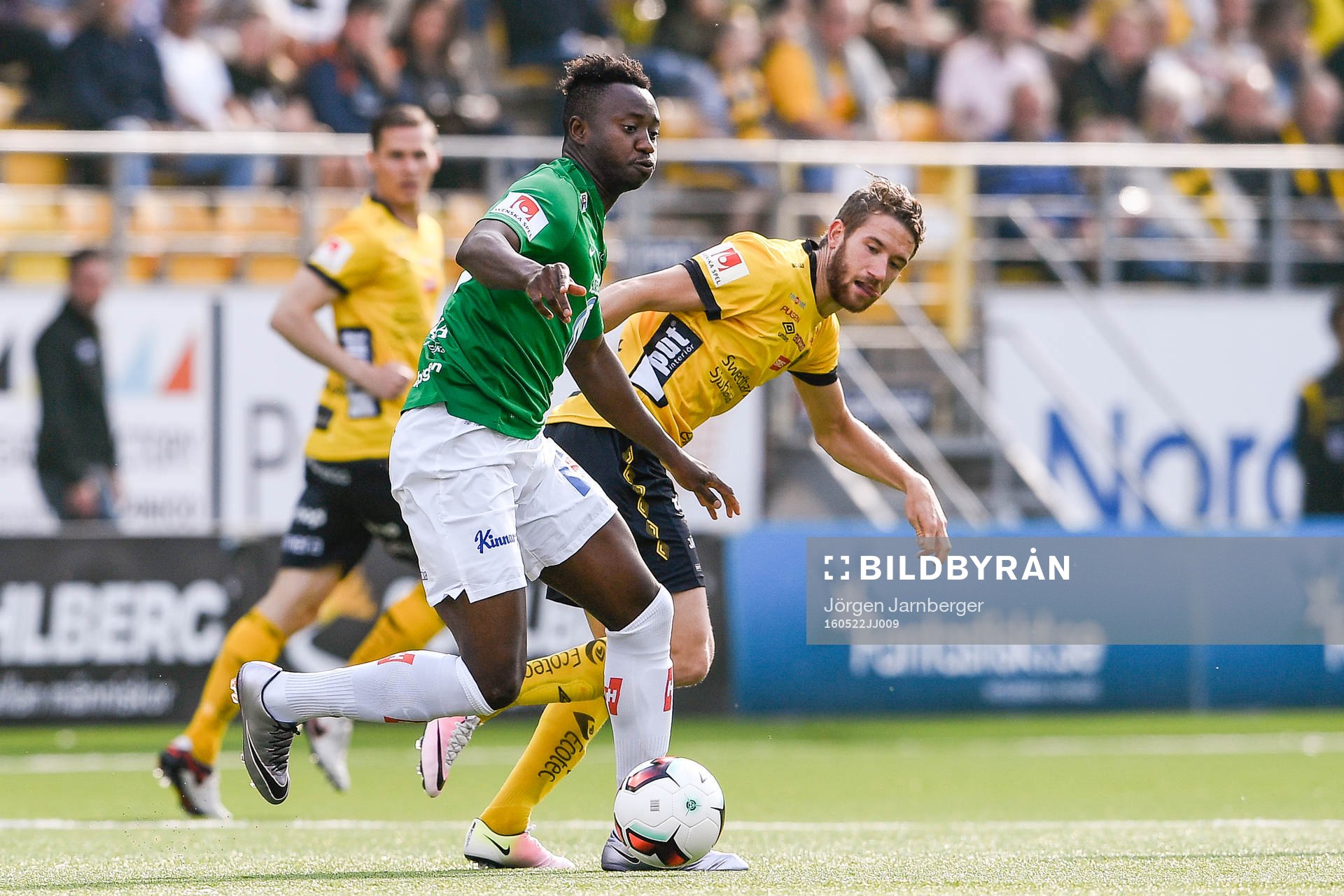 Jönköpings Moses Ogbu och Elfsborgs Marcus Rohdén